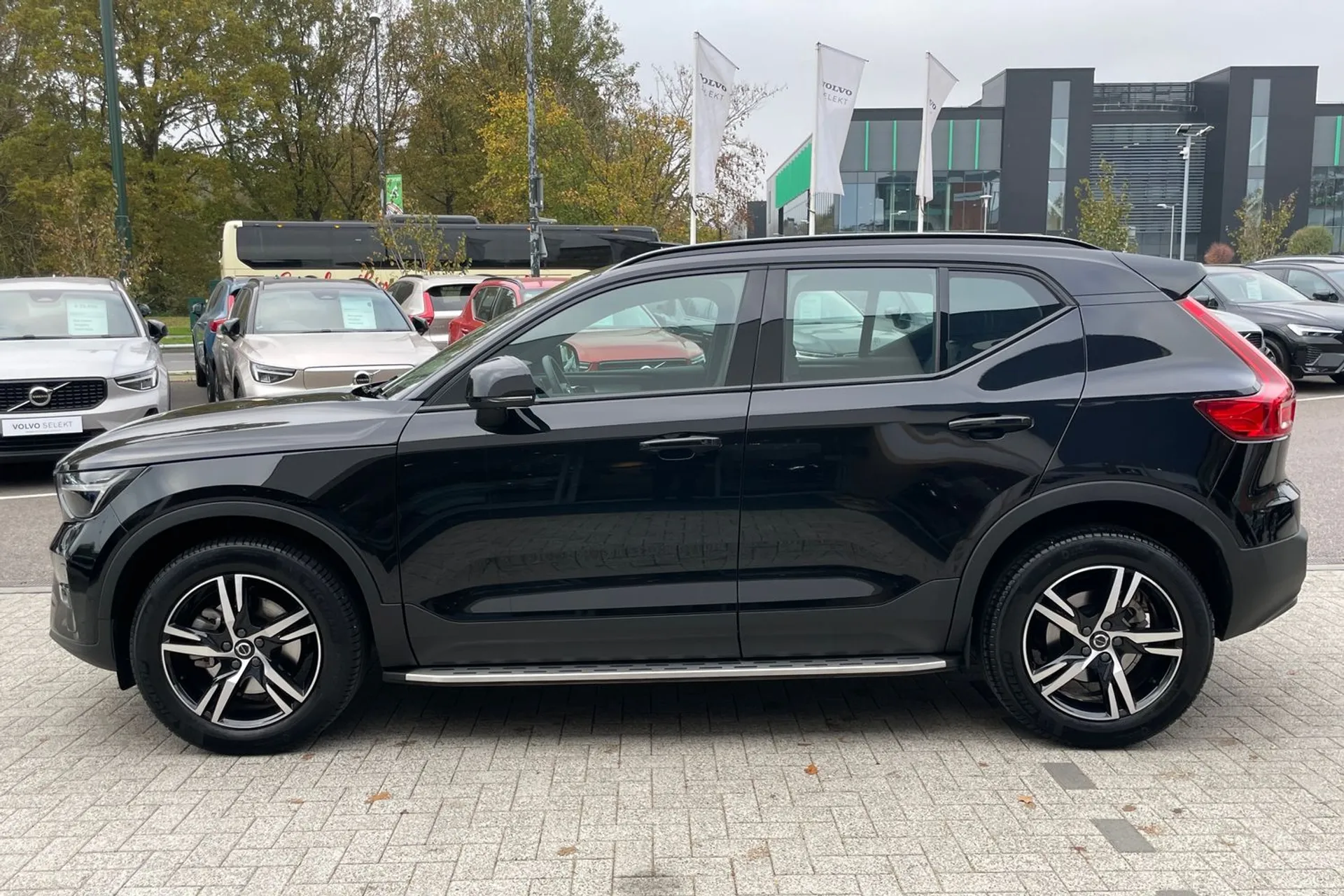 Volvo XC40 thumbnail image number 10