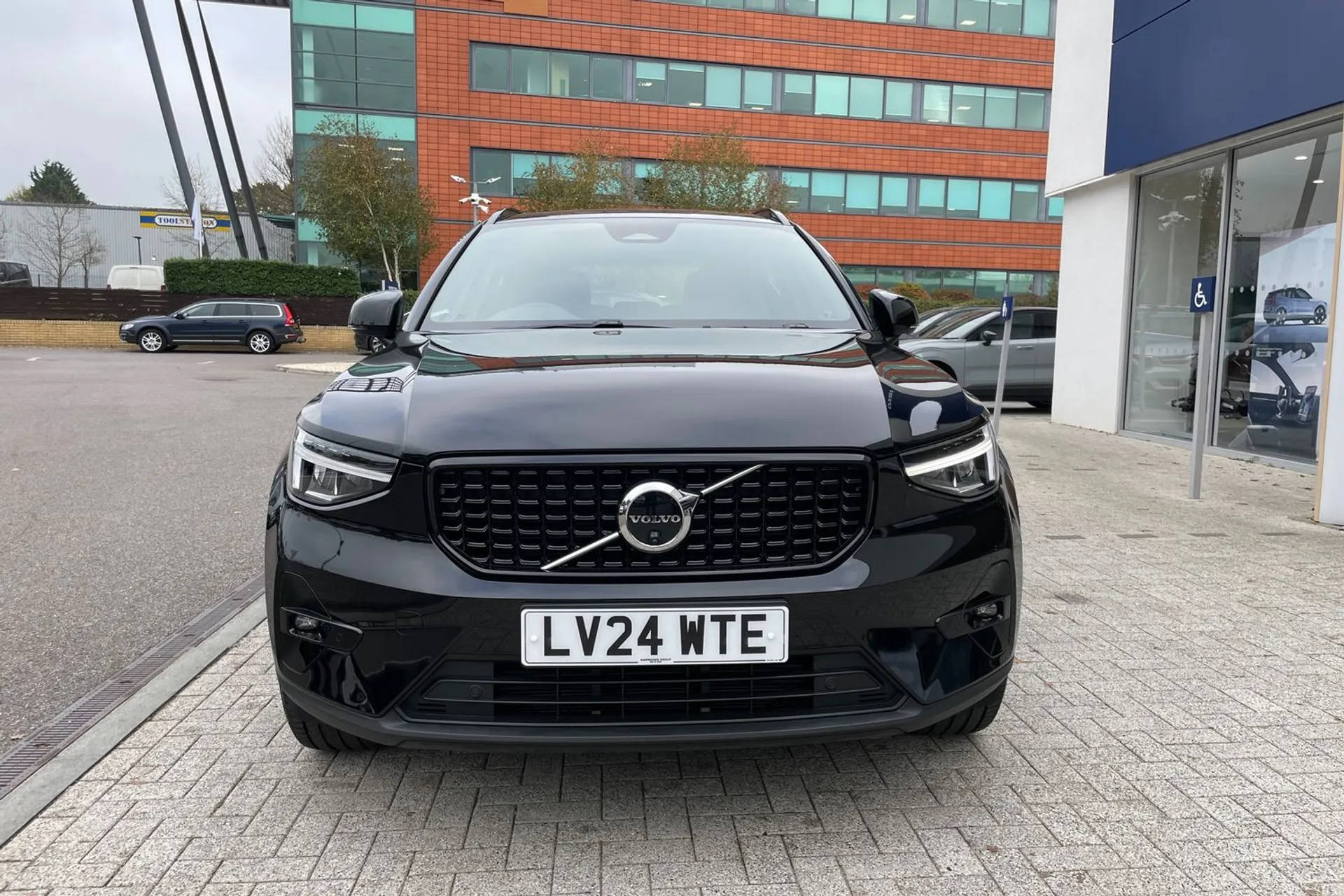 Volvo XC40 thumbnail image number 12