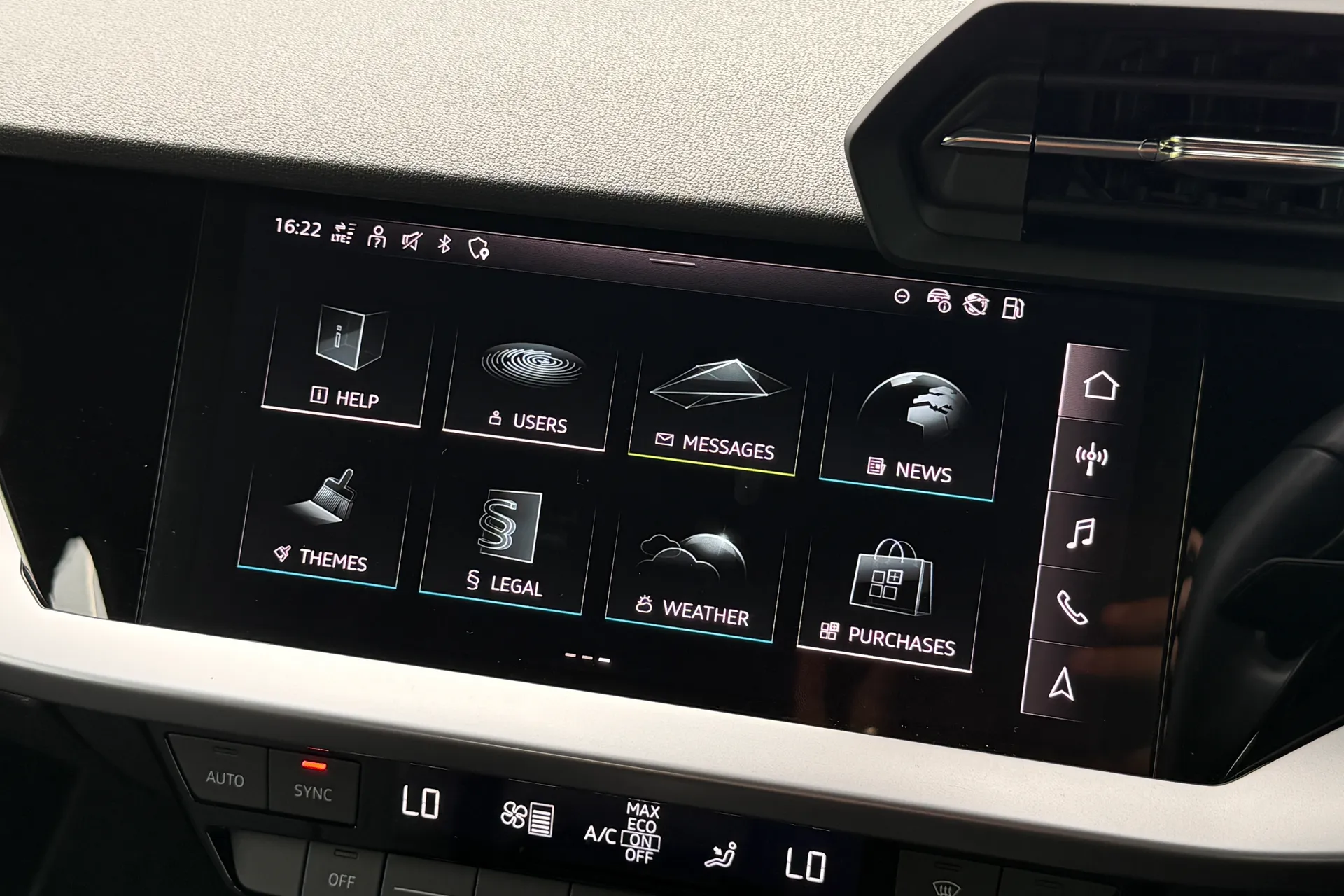 Audi A3 thumbnail image number 10