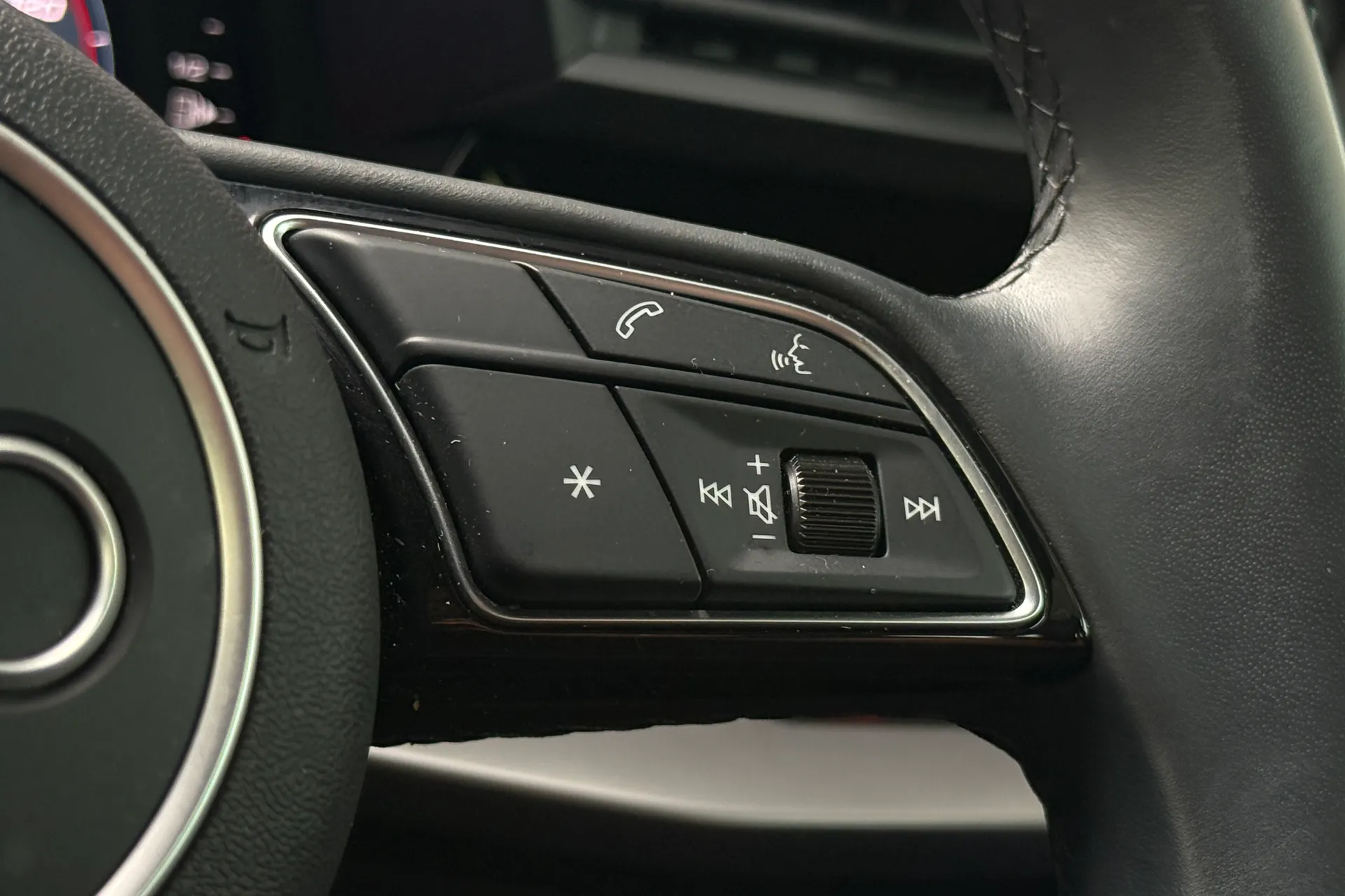 Audi A3 thumbnail image number 6