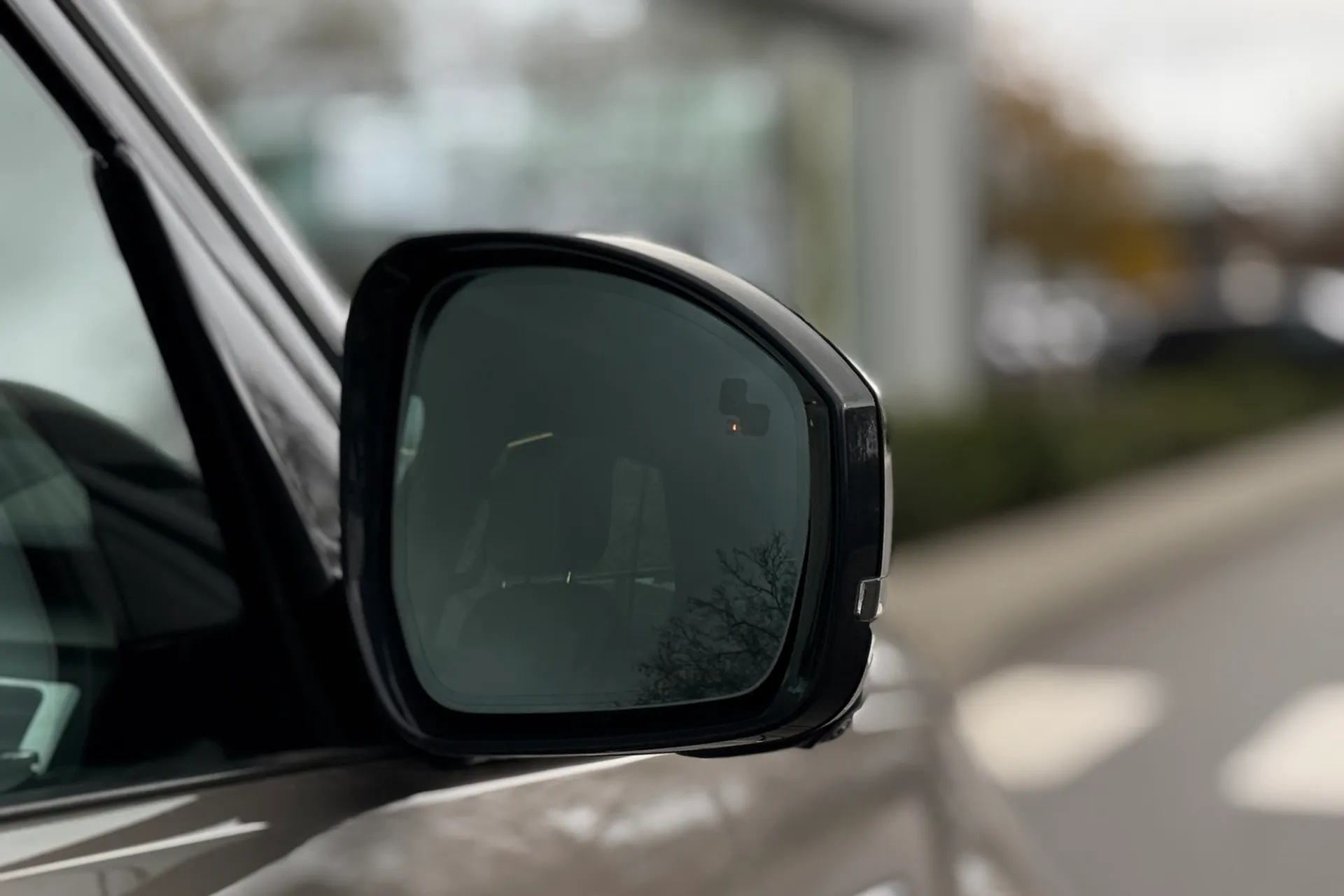 LAND ROVER DISCOVERY thumbnail image number 16