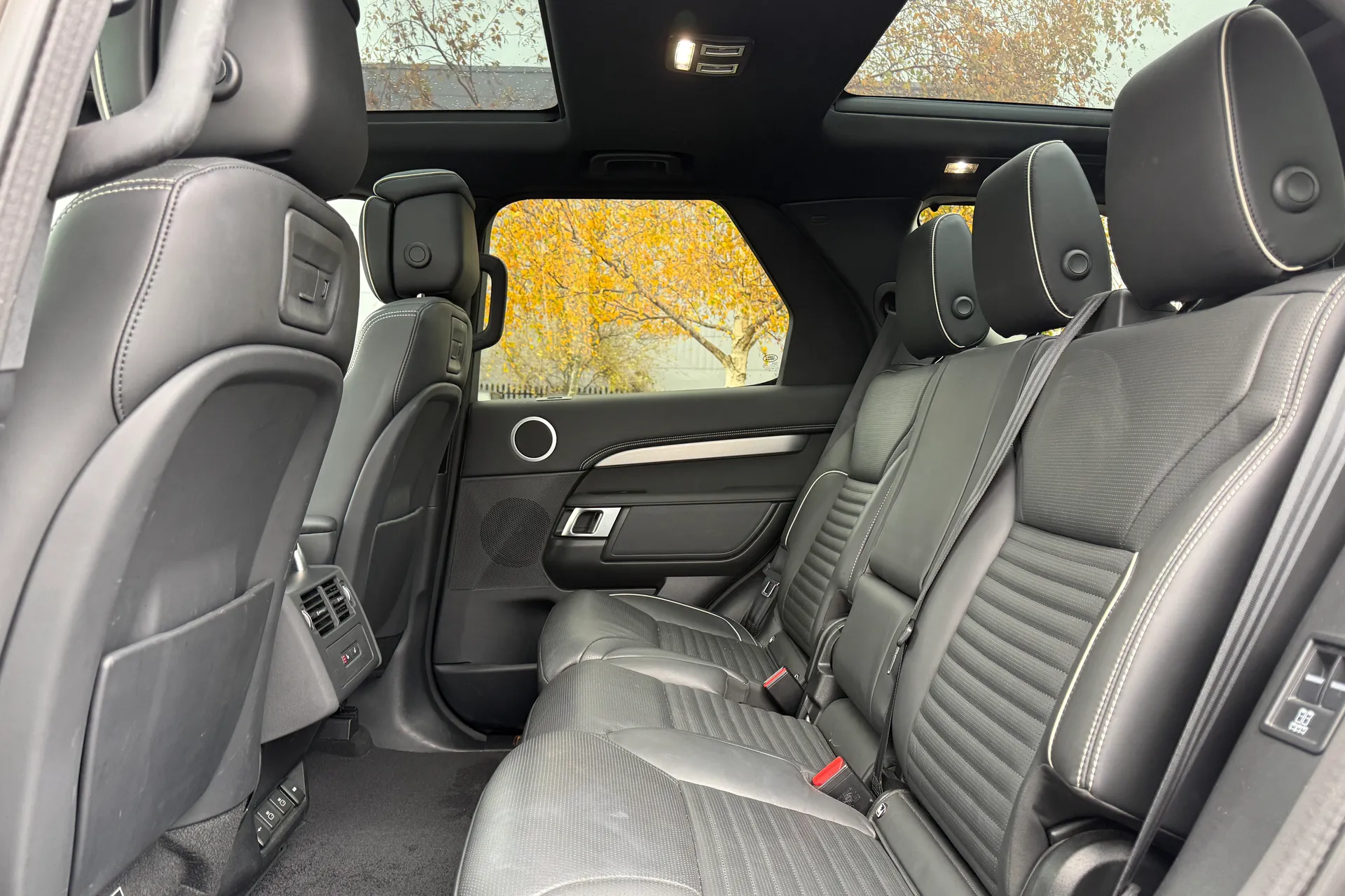 LAND ROVER DISCOVERY thumbnail image number 48