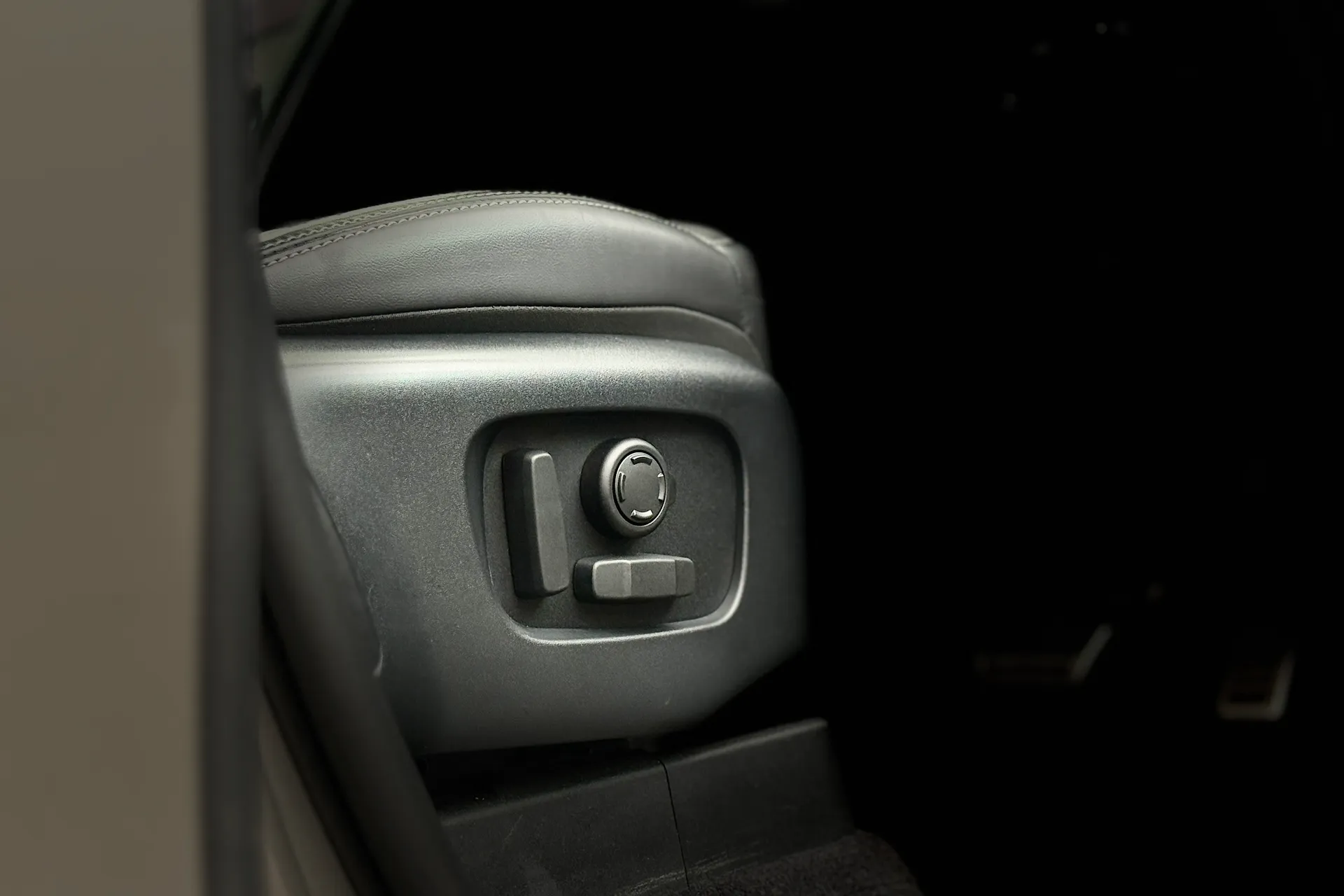 LAND ROVER DISCOVERY thumbnail image number 51