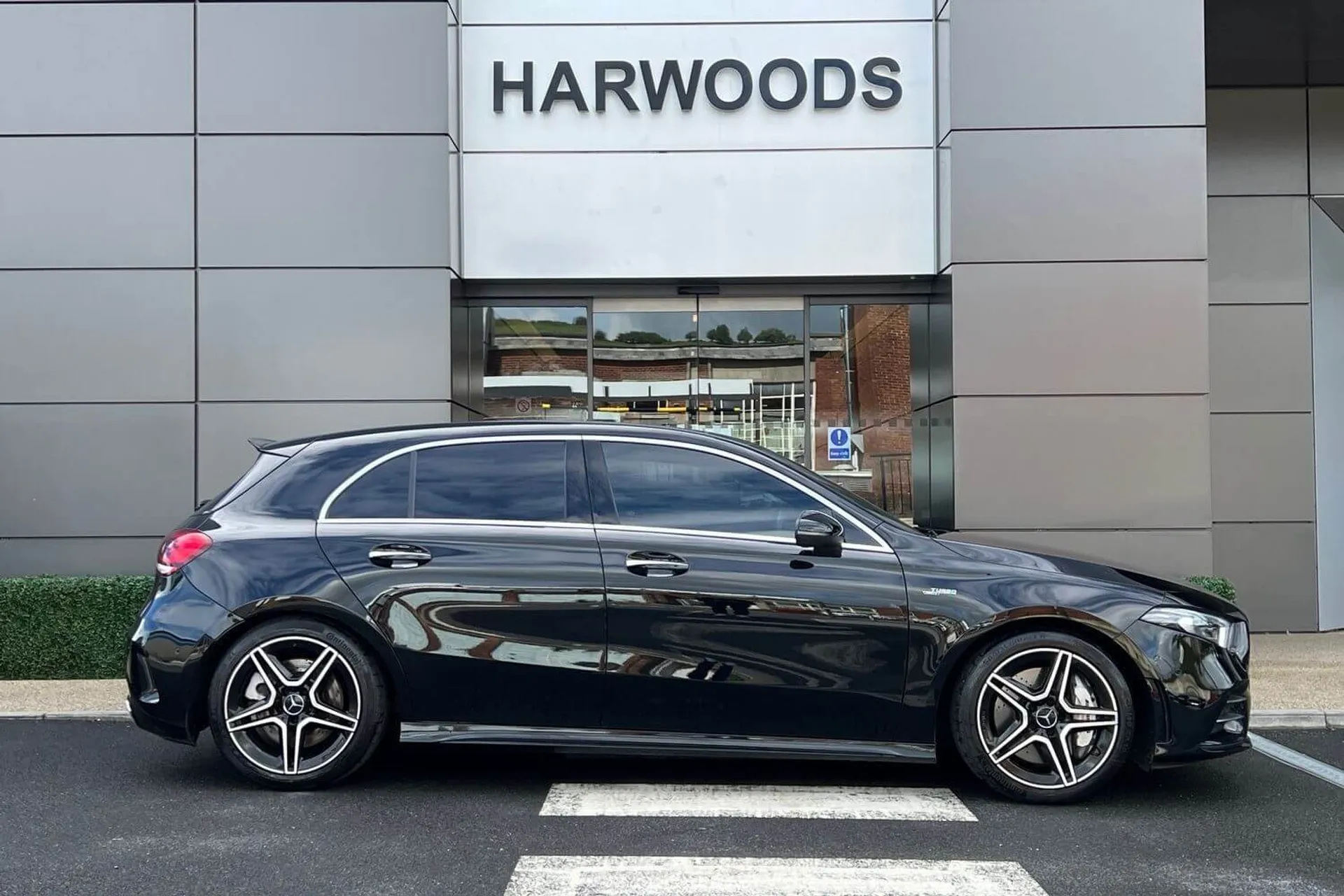 MERCEDES-BENZ A CLASS thumbnail image number 2