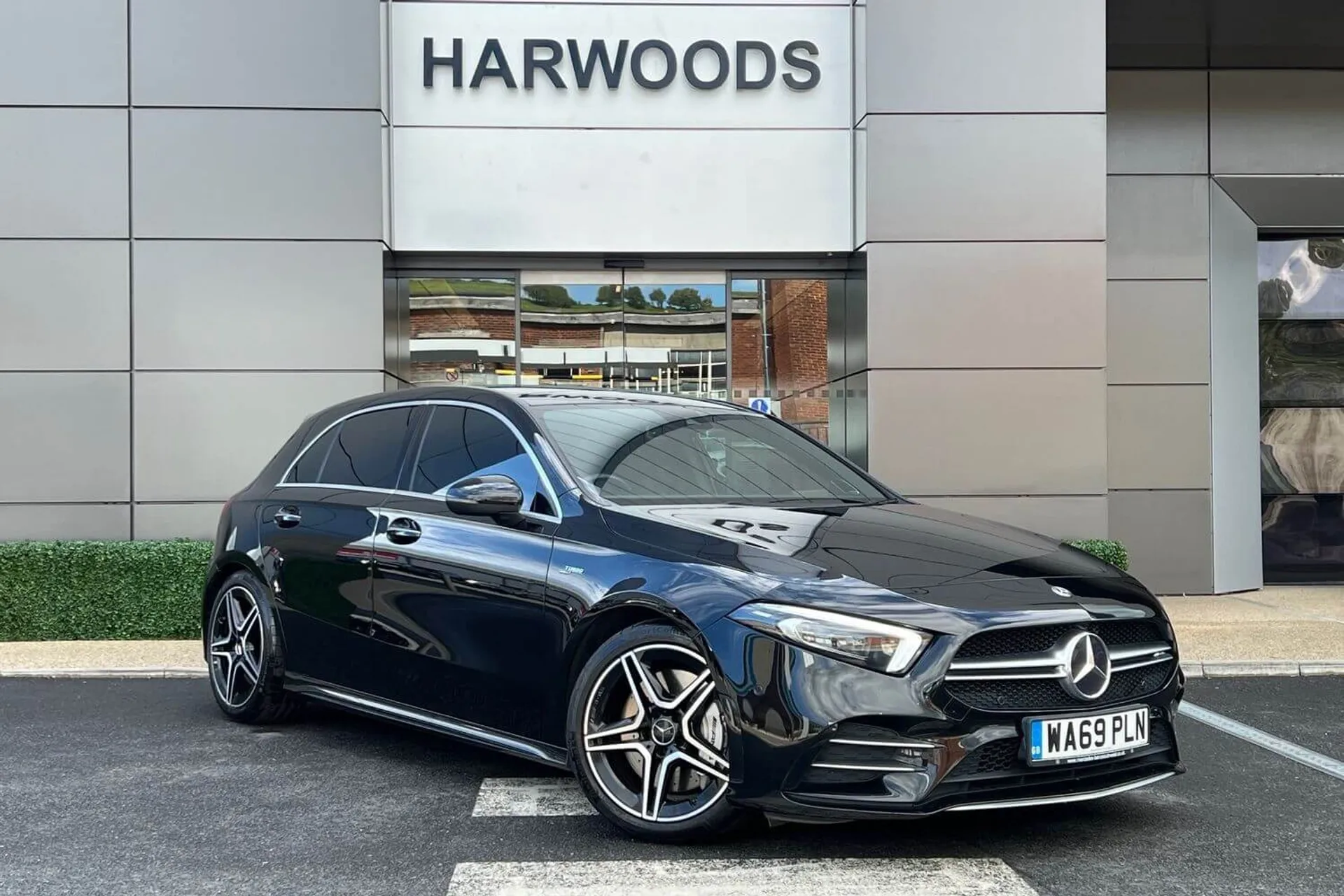 MERCEDES-BENZ A CLASS focused image