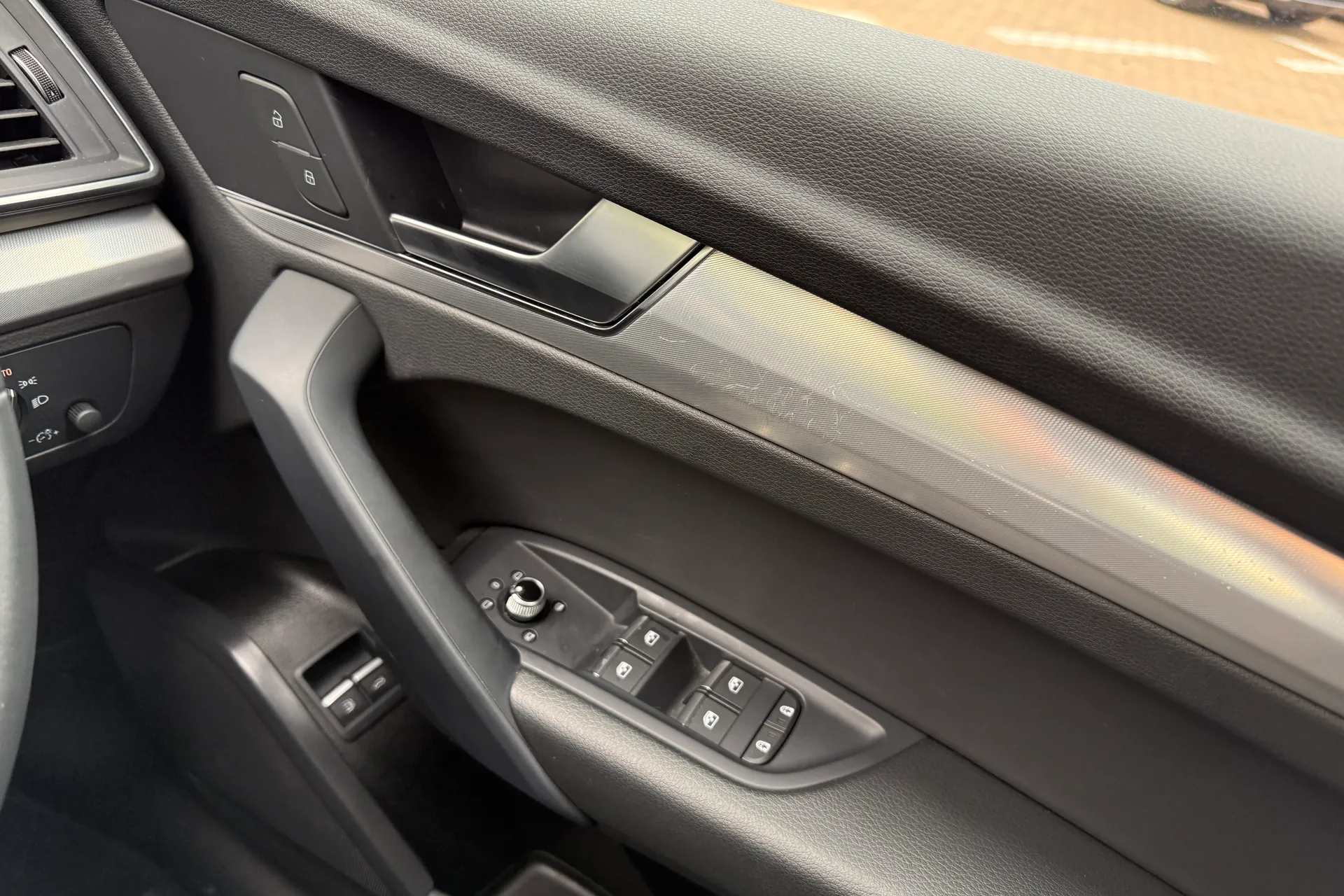 Audi Q5 thumbnail image number 12