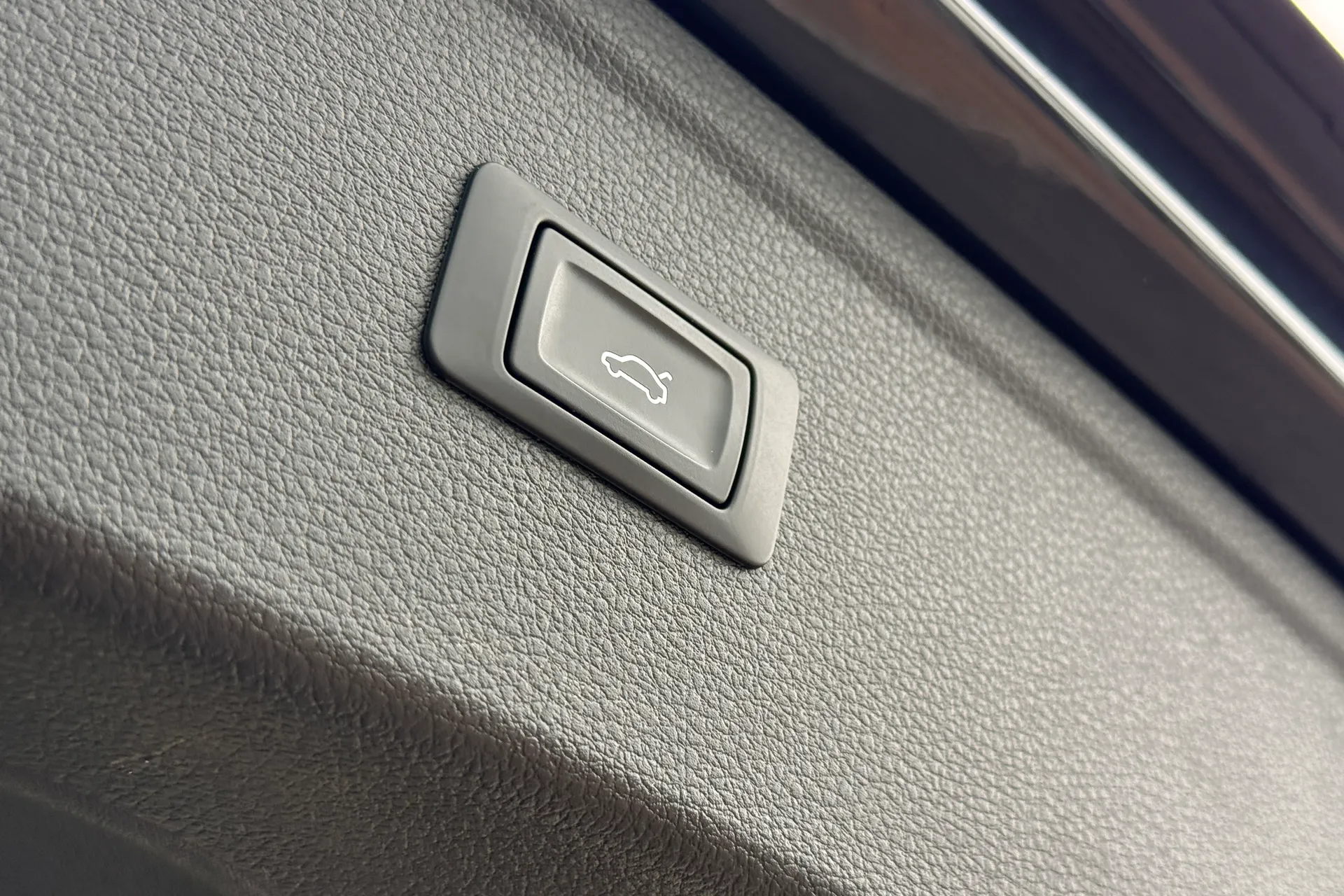 Audi Q5 thumbnail image number 36