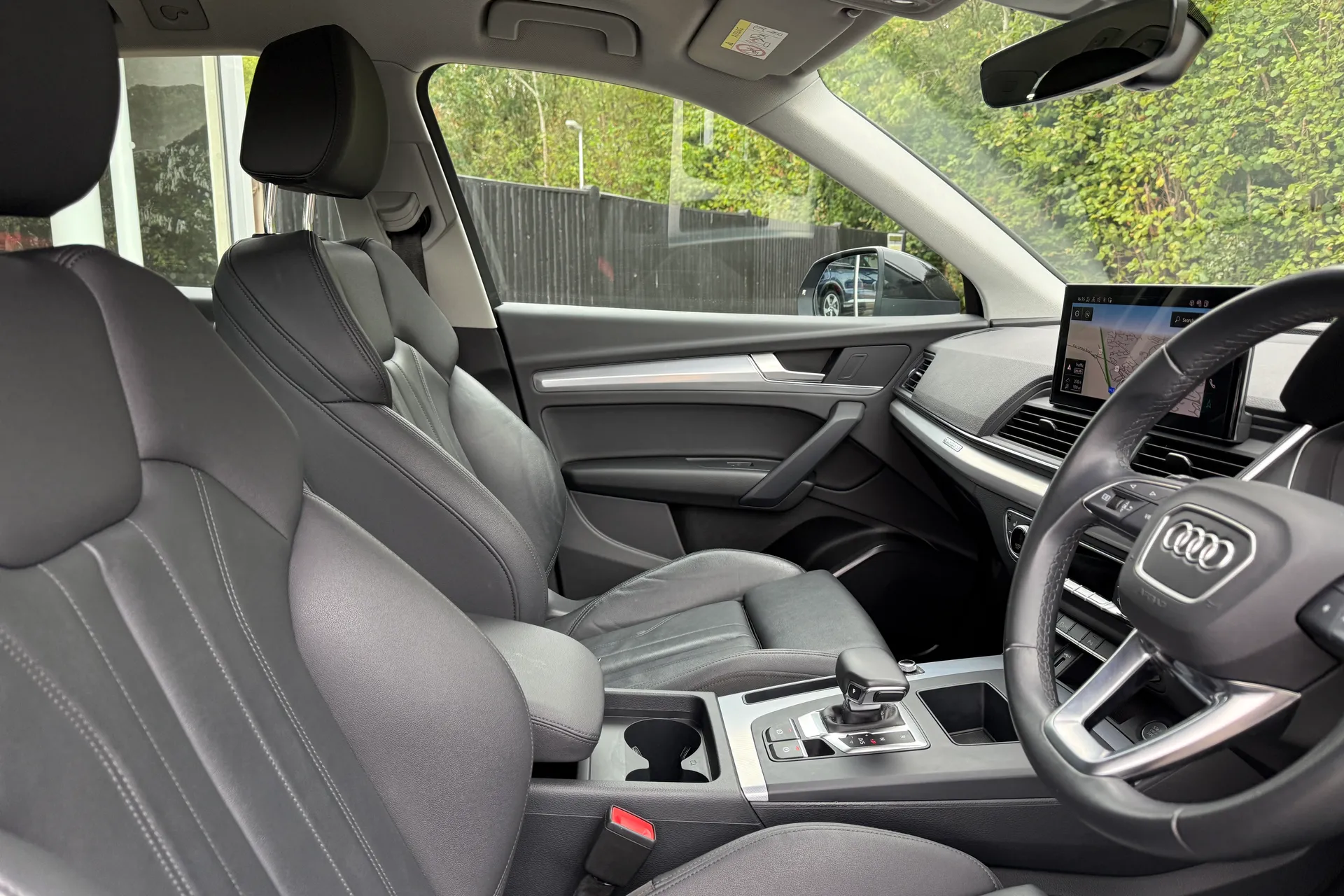 Audi Q5 thumbnail image number 22