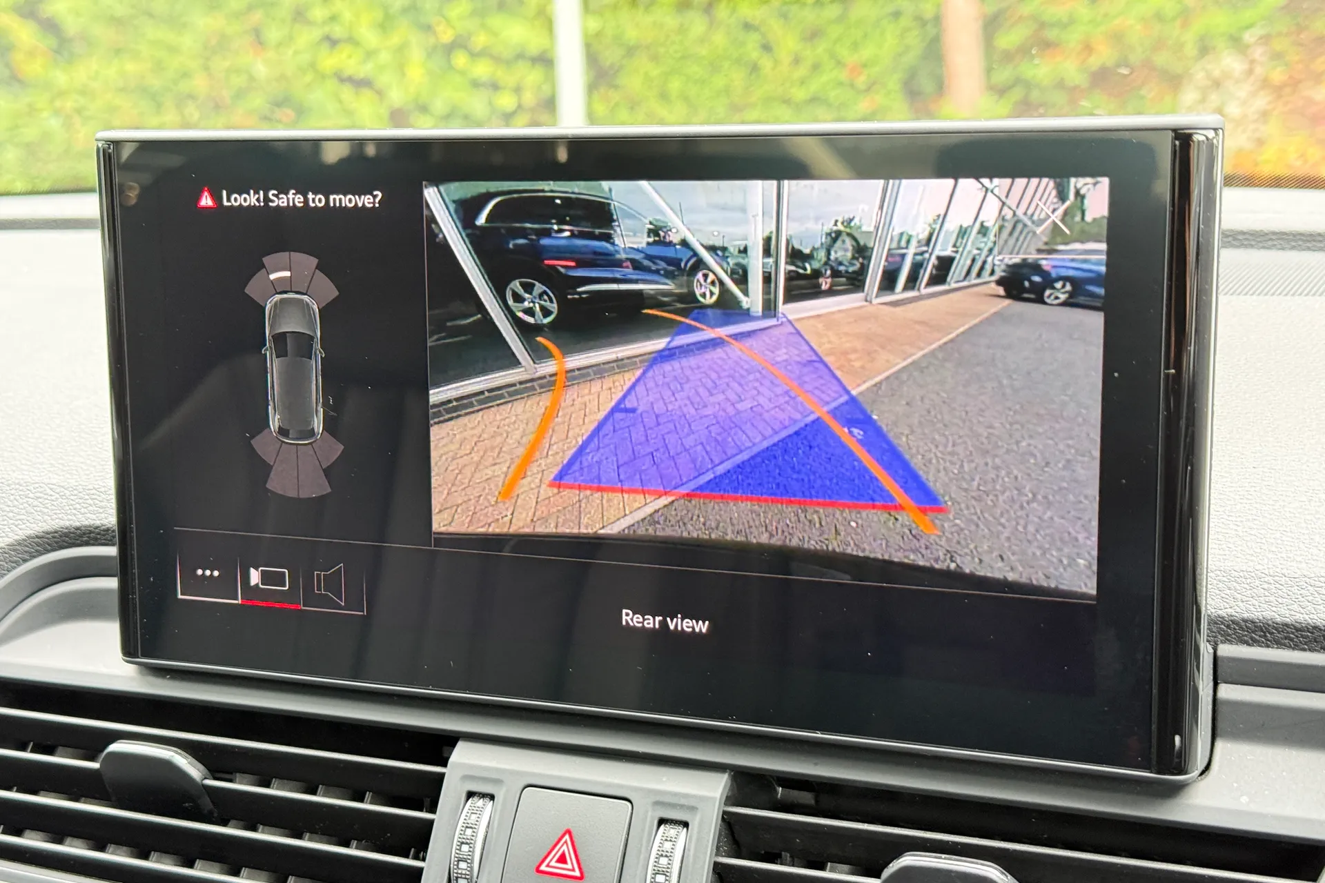 Audi Q5 thumbnail image number 5
