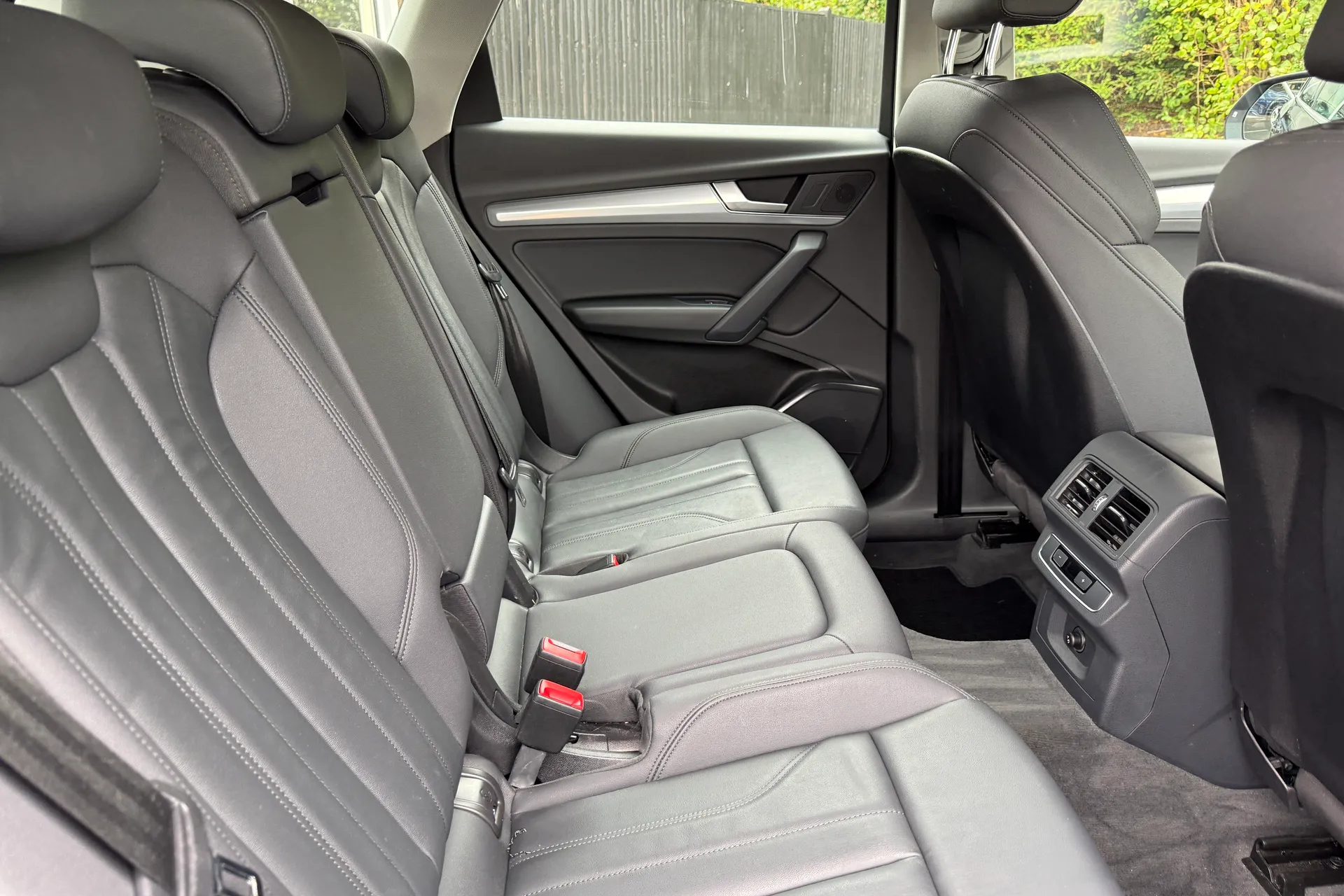 Audi Q5 thumbnail image number 26