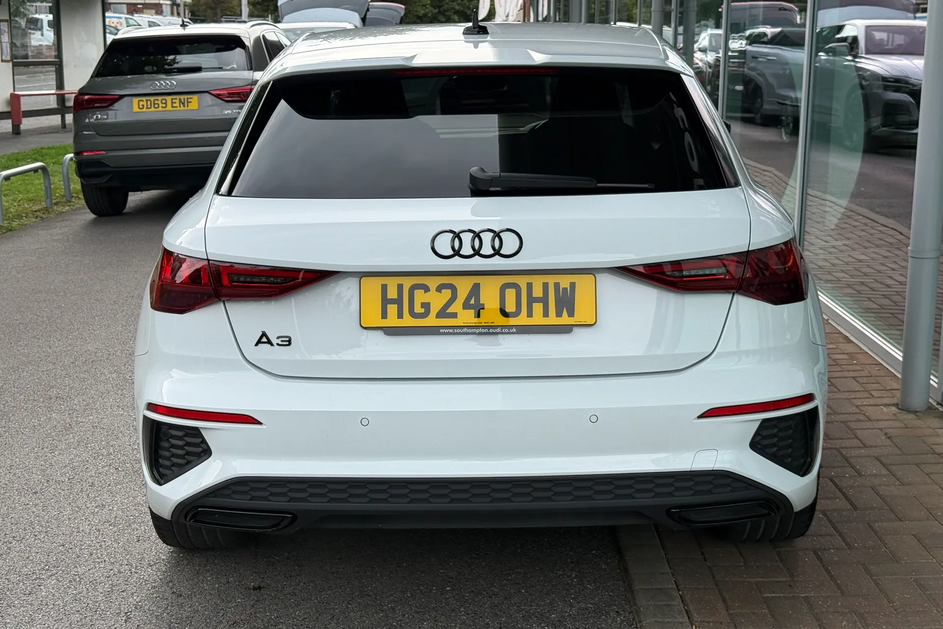 Audi A3 thumbnail image number 42