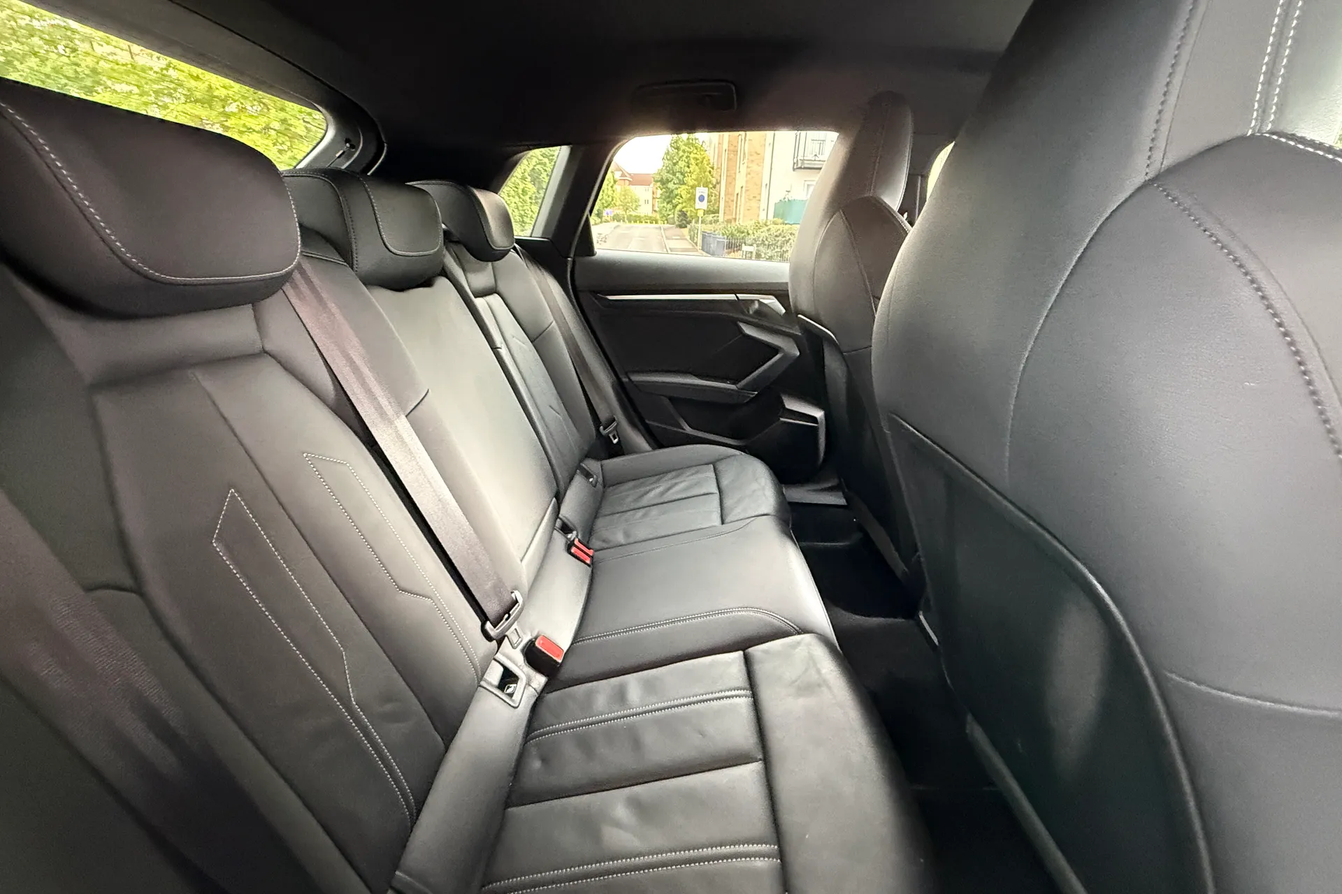 Audi A3 thumbnail image number 35