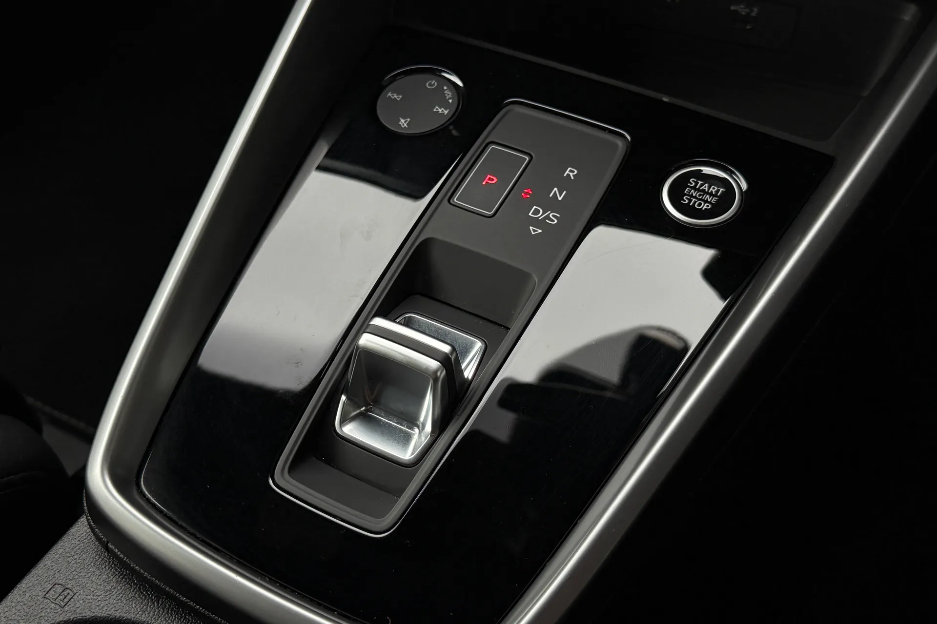 Audi A3 thumbnail image number 19