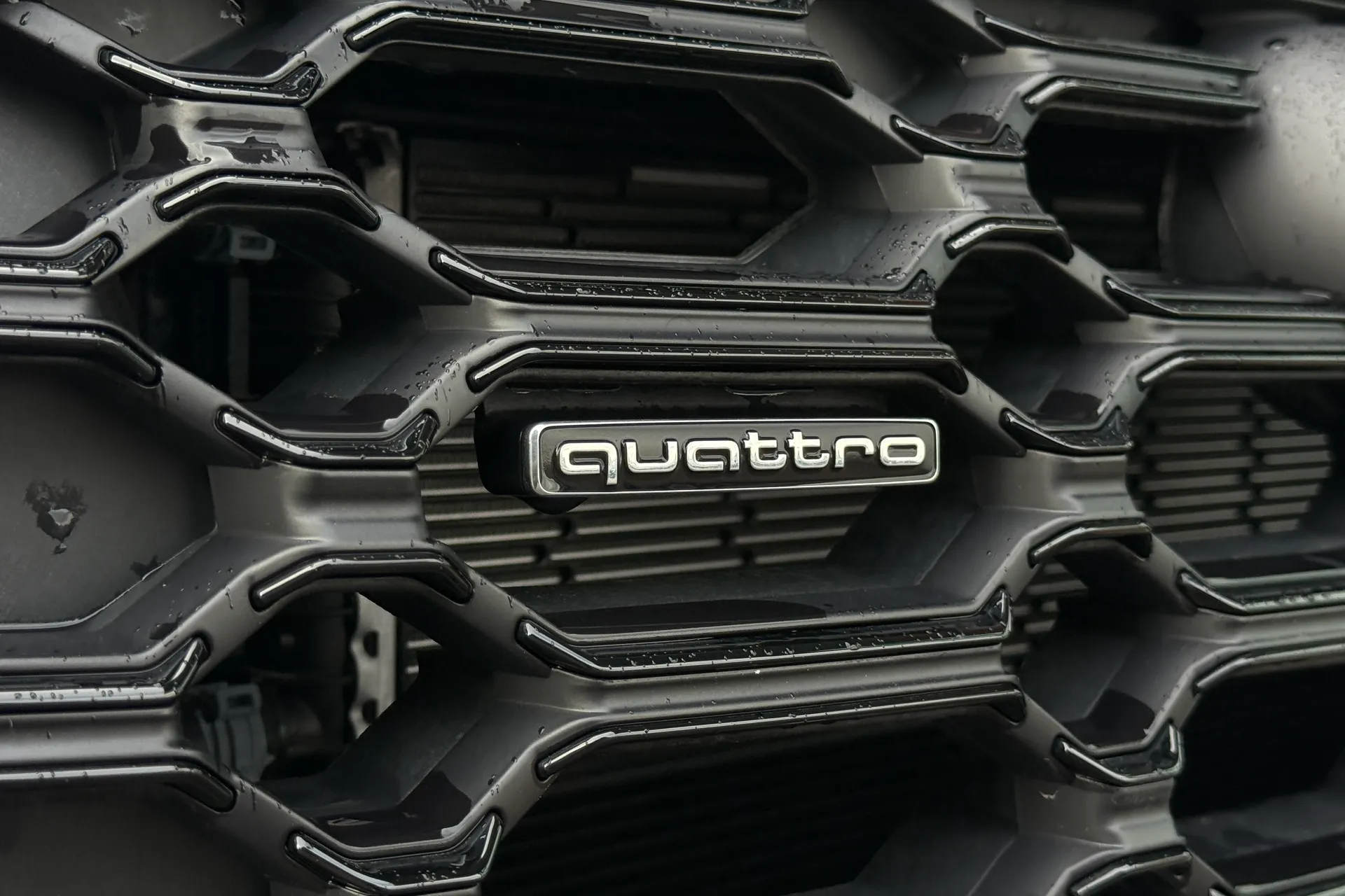 Audi Q5 thumbnail image number 33