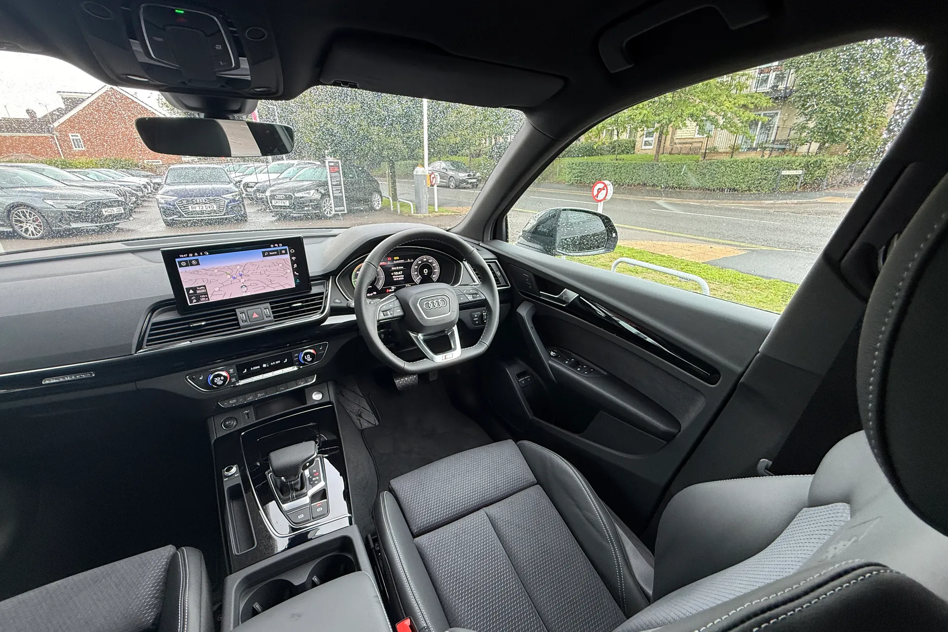 Audi Q5 thumbnail image number 24