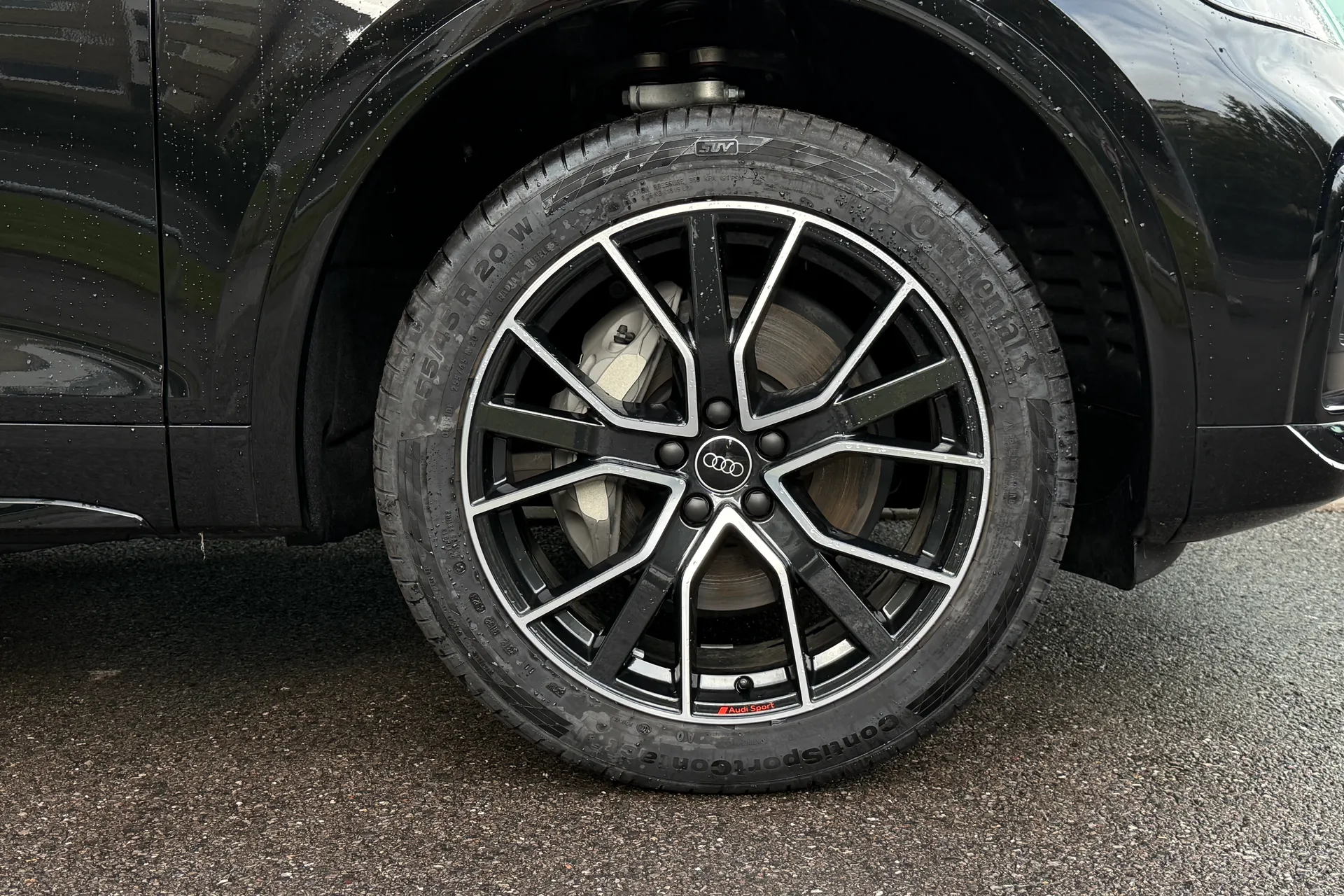 Audi Q5 thumbnail image number 5