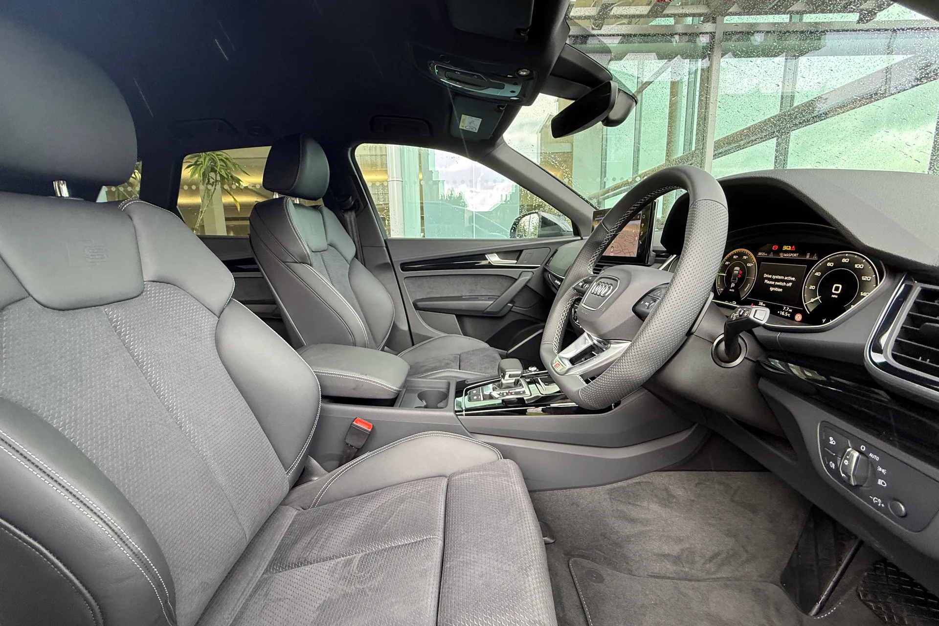 Audi Q5 thumbnail image number 21