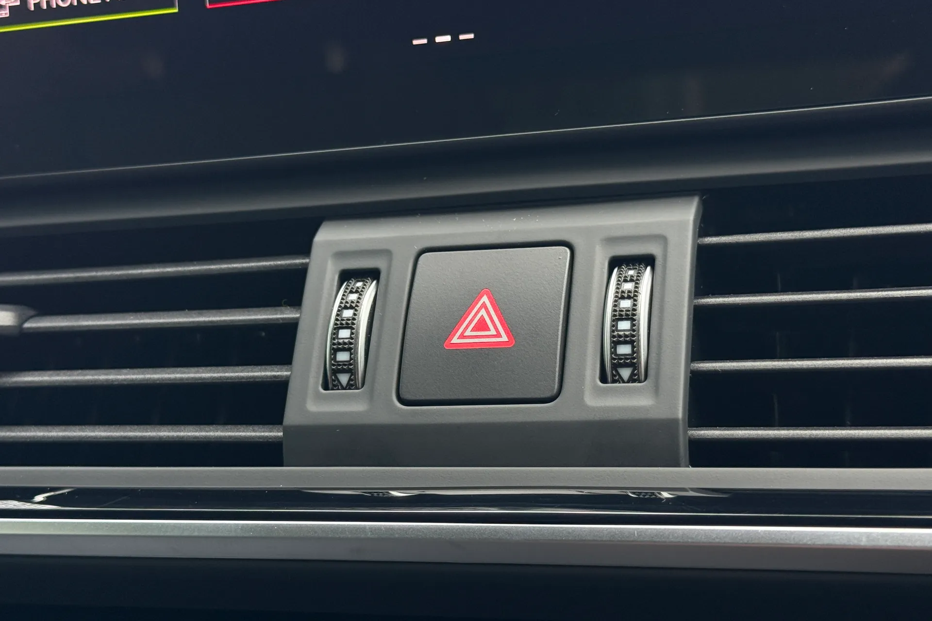 Audi Q5 thumbnail image number 57