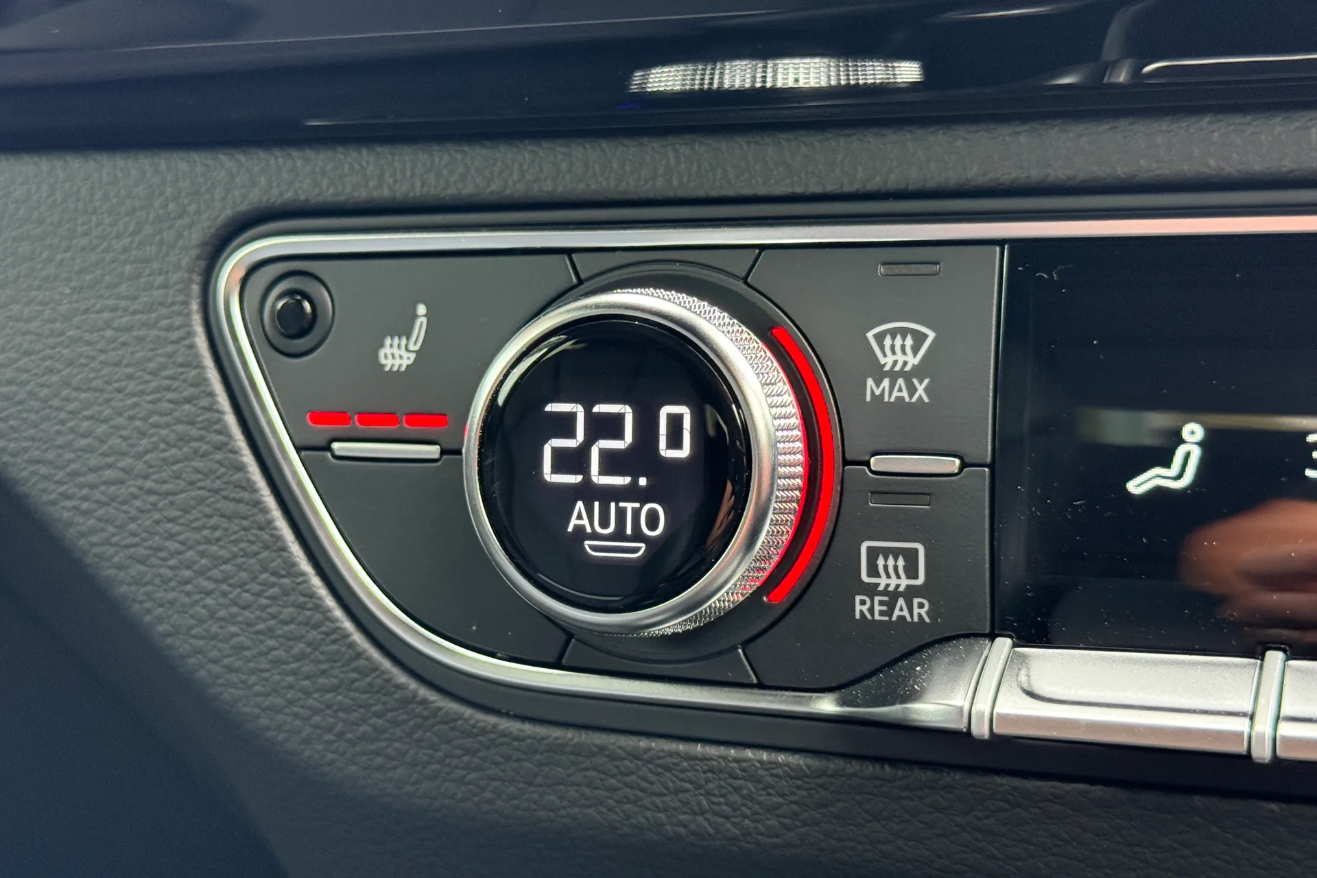 Audi Q5 thumbnail image number 40