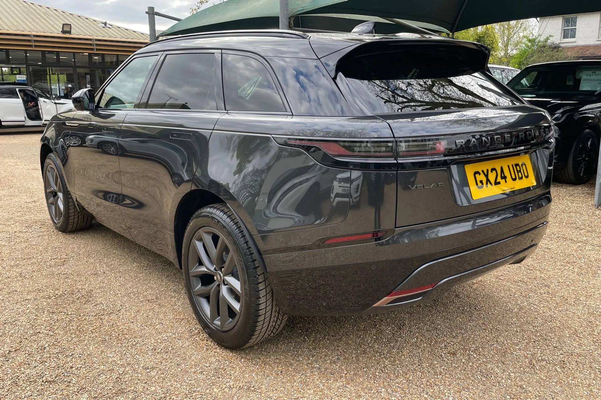 LAND ROVER RANGE ROVER VELAR thumbnail image number 2