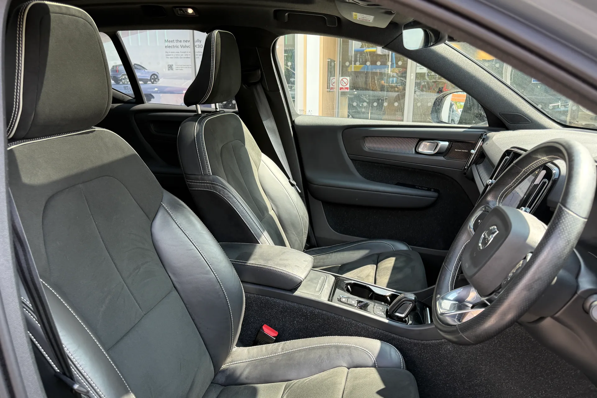 Volvo XC40 thumbnail image number 26