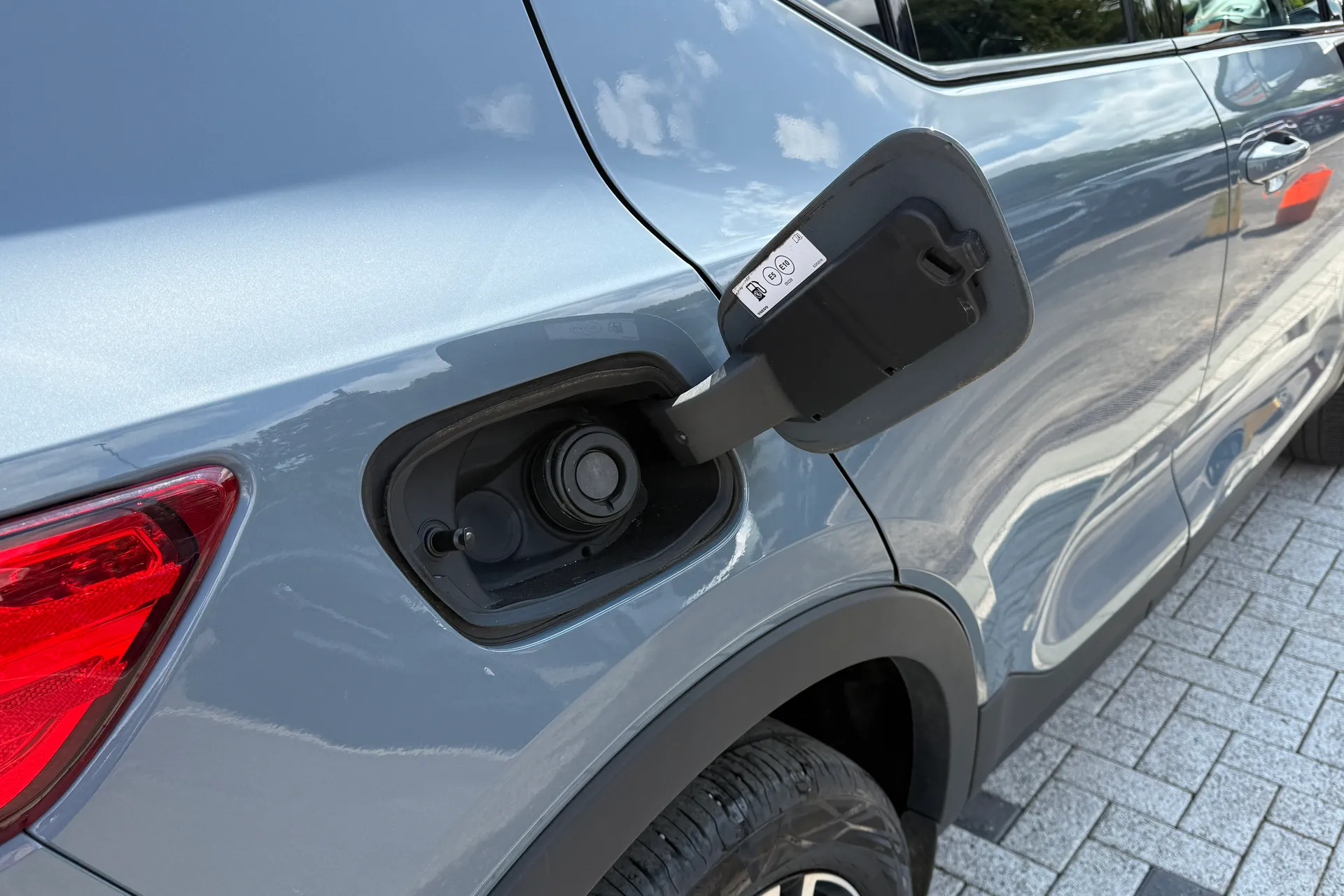 Volvo XC40 thumbnail image number 16