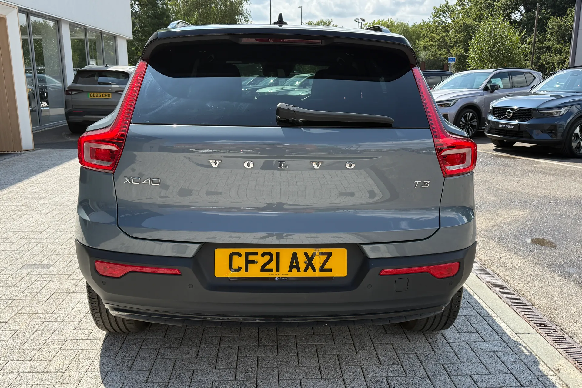 Volvo XC40 thumbnail image number 9