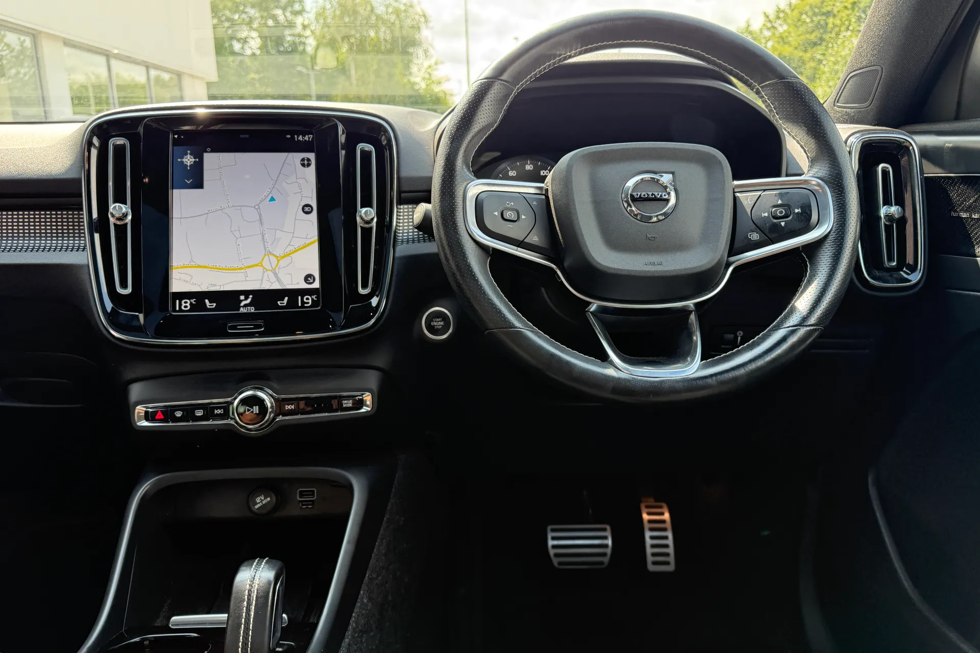 Volvo XC40 thumbnail image number 34