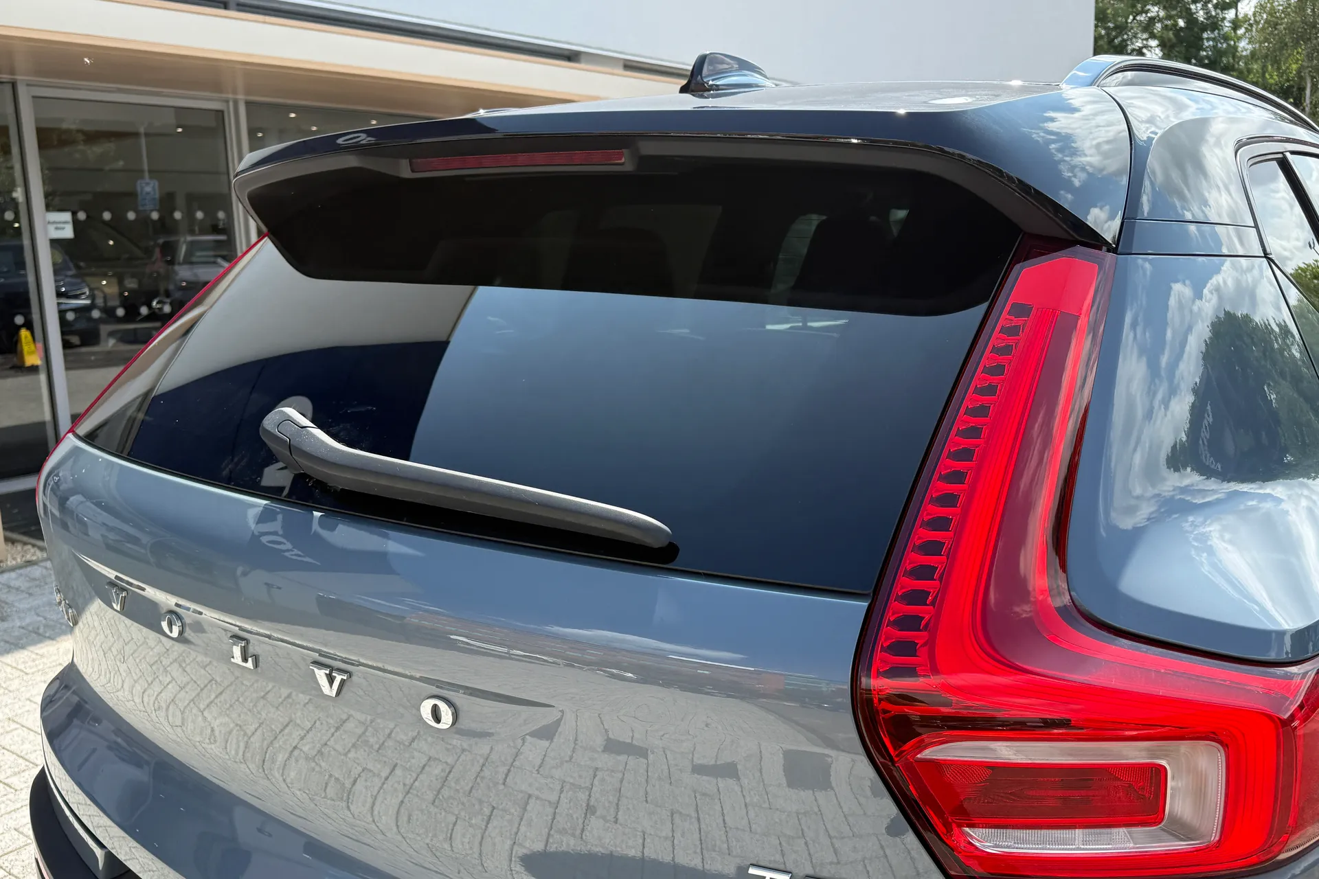Volvo XC40 thumbnail image number 18