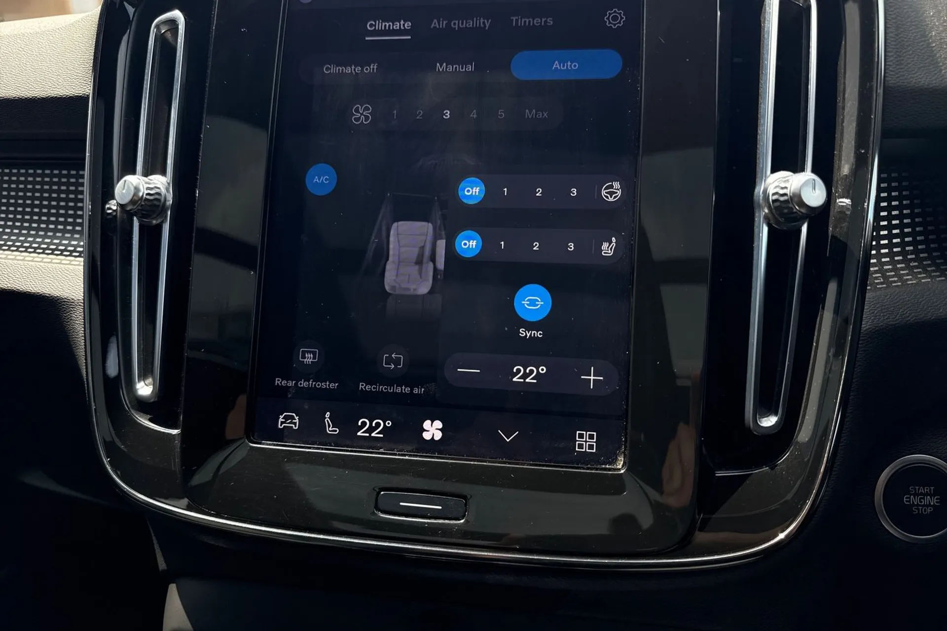 Volvo XC40 thumbnail image number 40