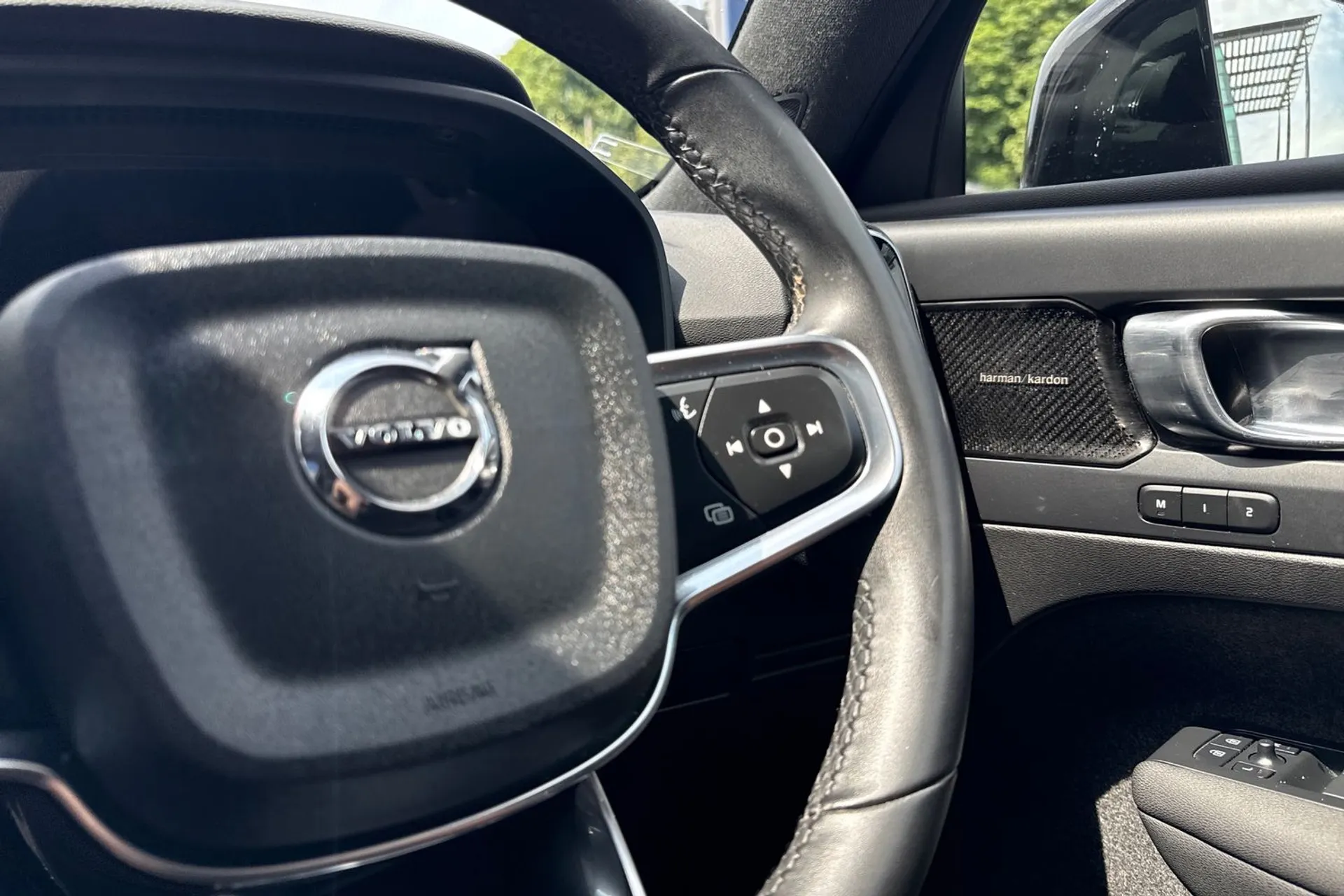 Volvo XC40 thumbnail image number 37