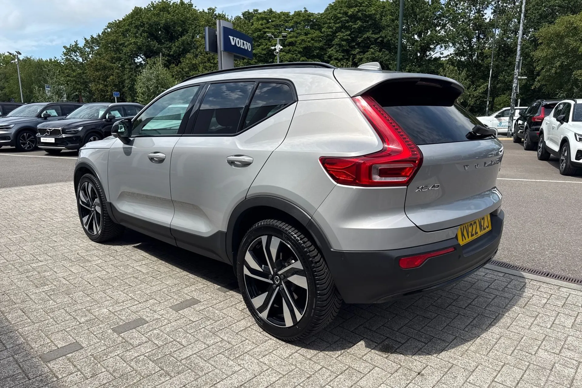 Volvo XC40 thumbnail image number 10