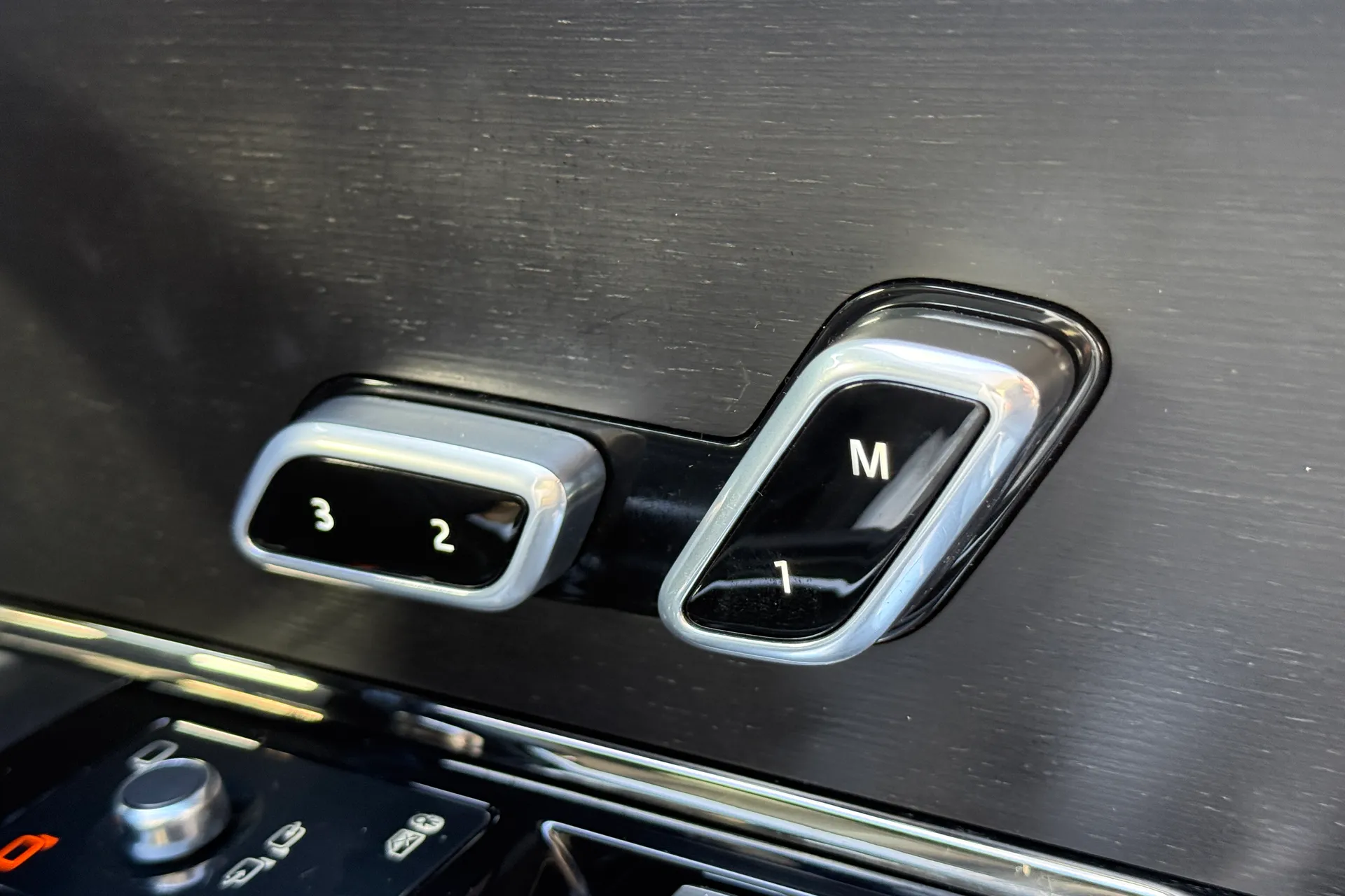 LAND ROVER RANGE ROVER SPORT thumbnail image number 53