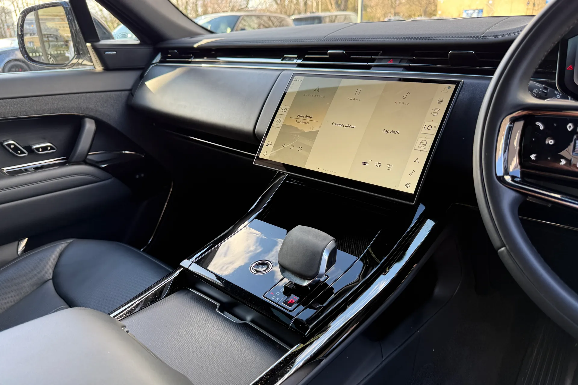 LAND ROVER RANGE ROVER SPORT thumbnail image number 19