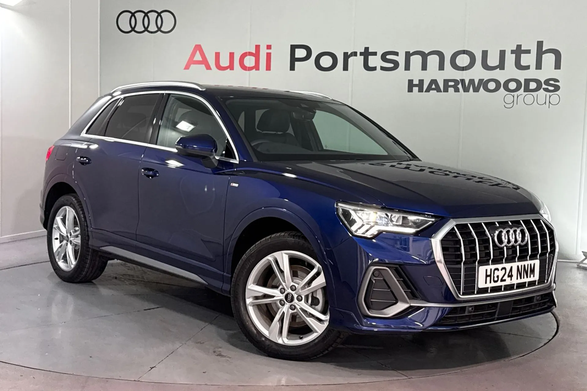 Audi Q3 focused image