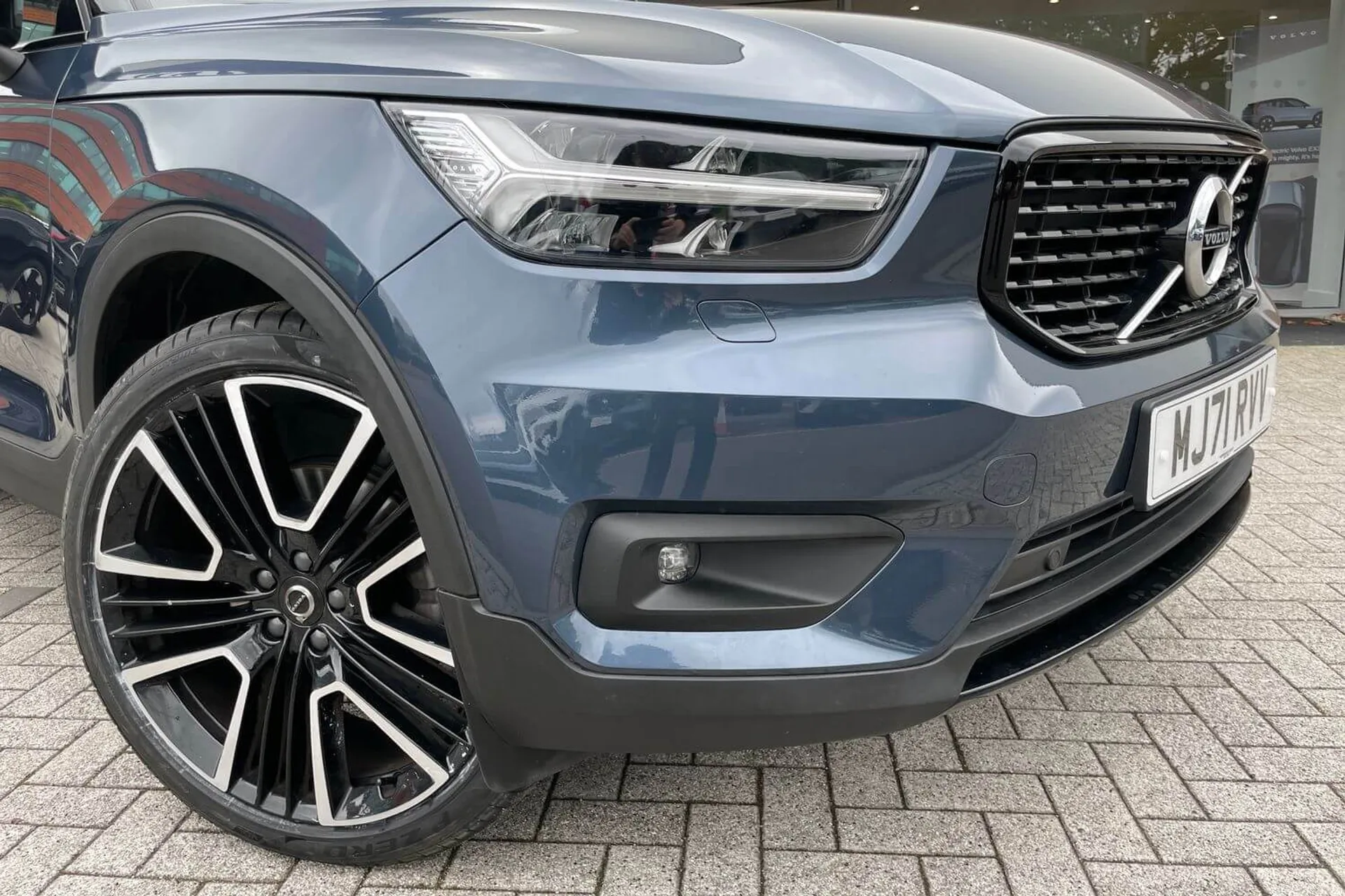 Volvo XC40 thumbnail image number 5