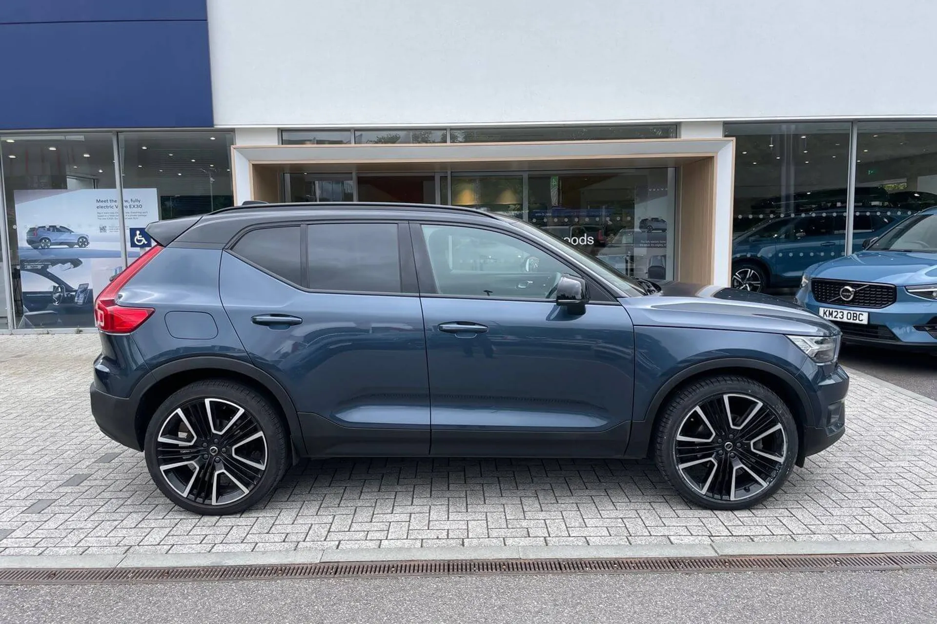 Volvo XC40 thumbnail image number 35