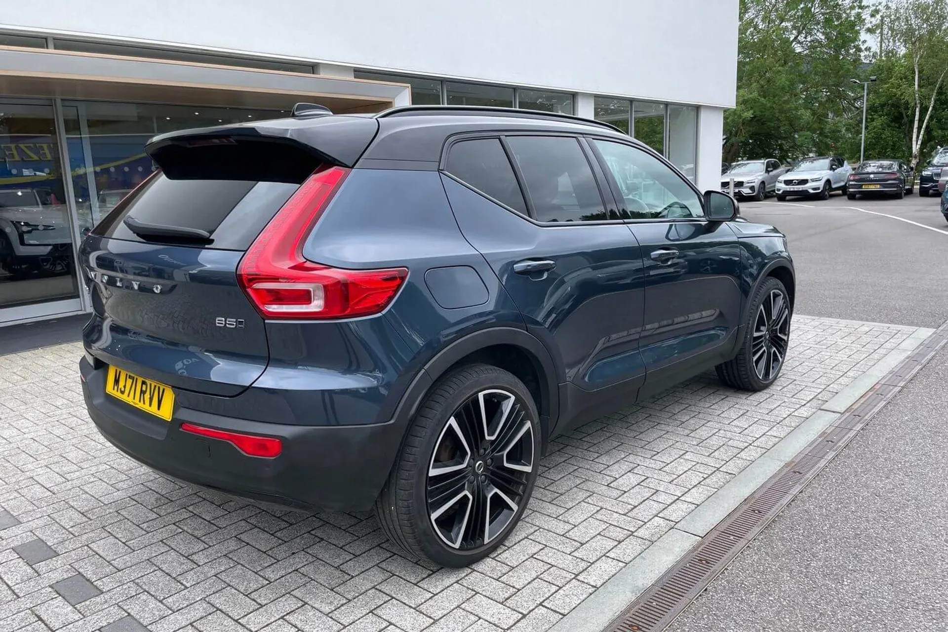 Volvo XC40 thumbnail image number 6