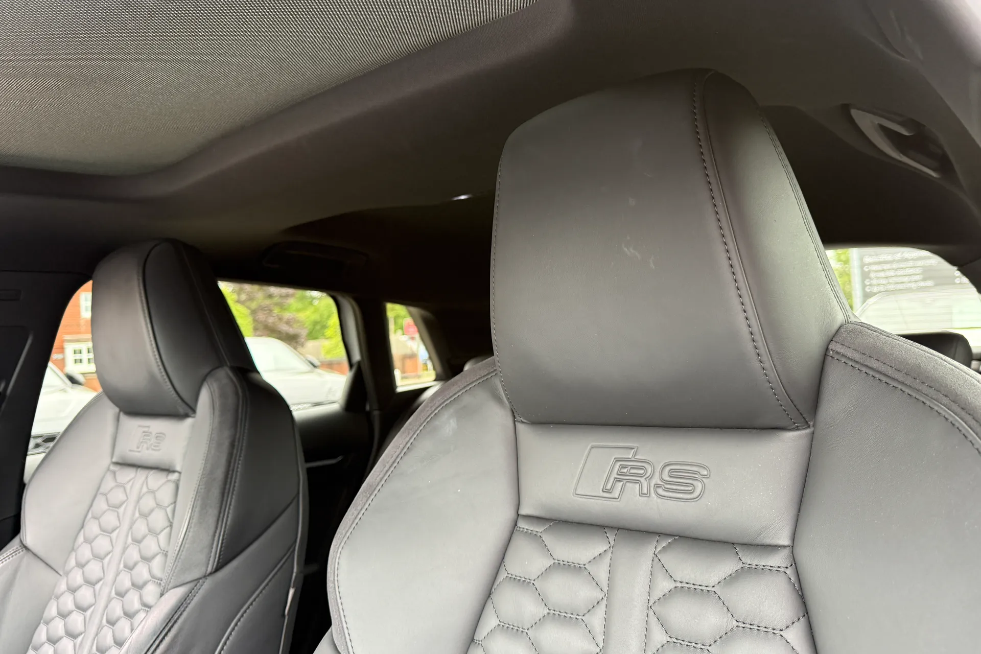 Audi RS3 thumbnail image number 39