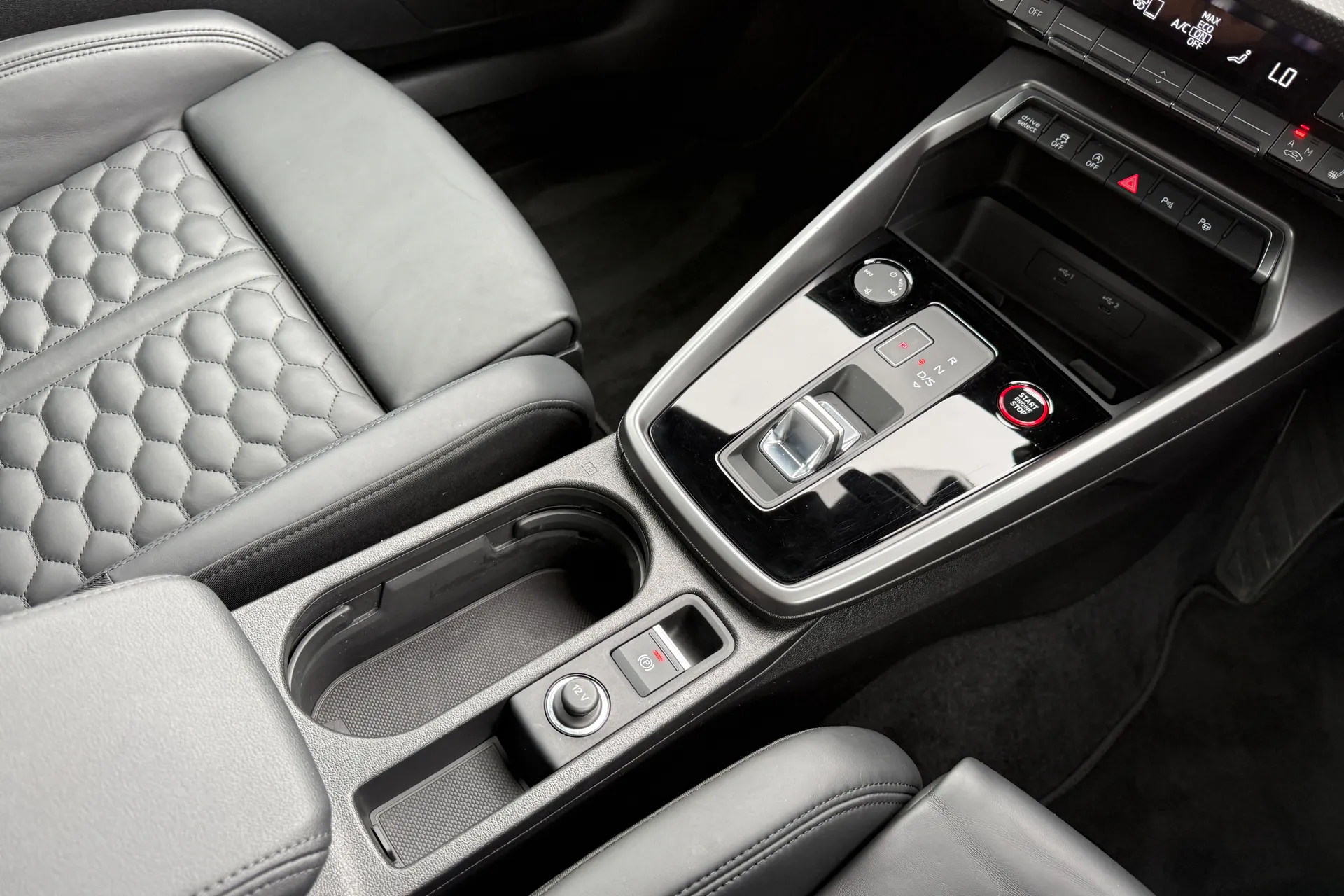 Audi RS3 thumbnail image number 51