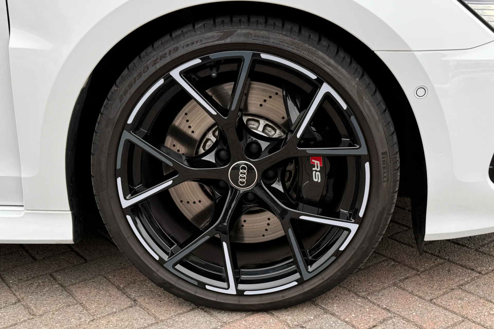 Audi RS3 thumbnail image number 60