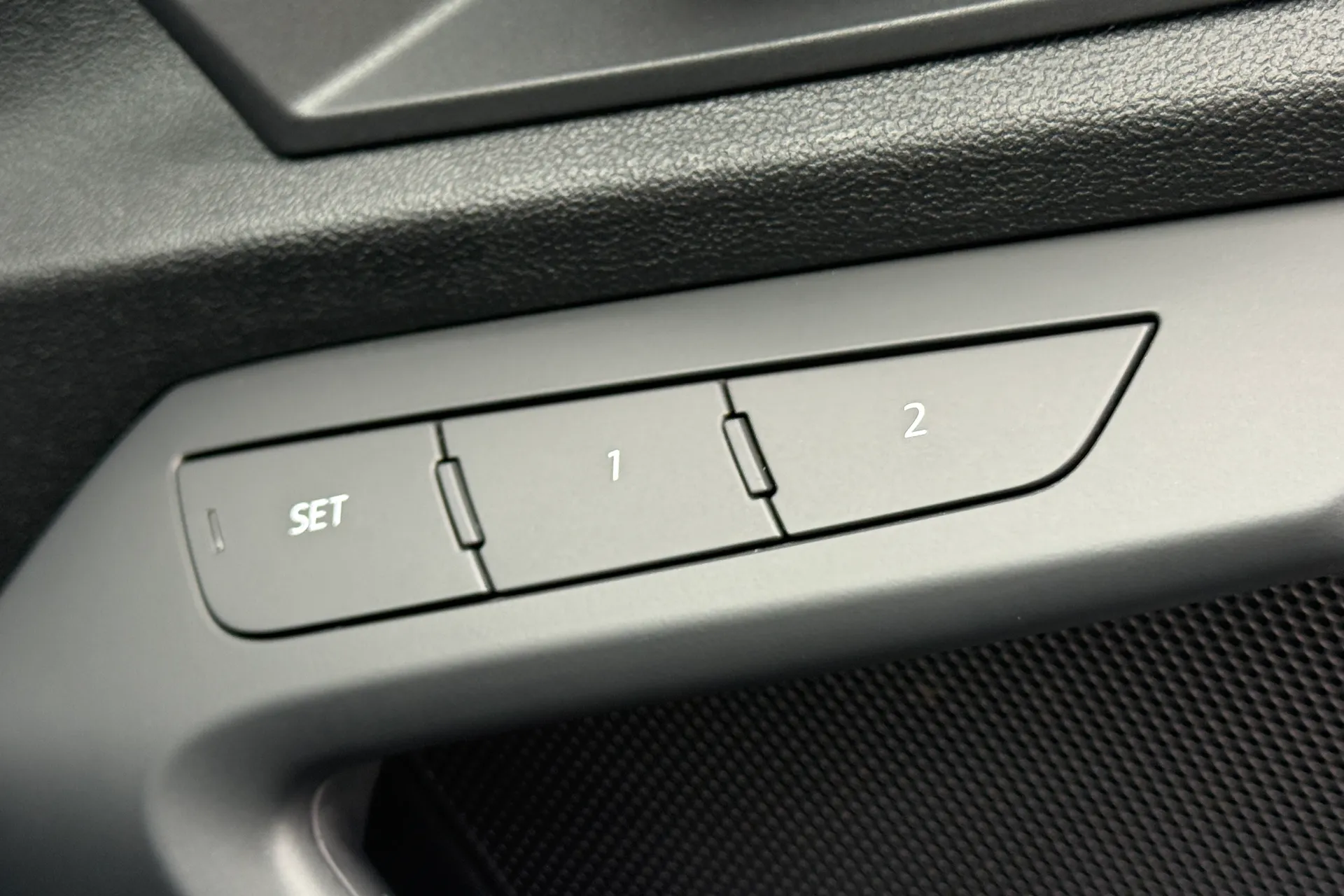 Audi RS3 thumbnail image number 23