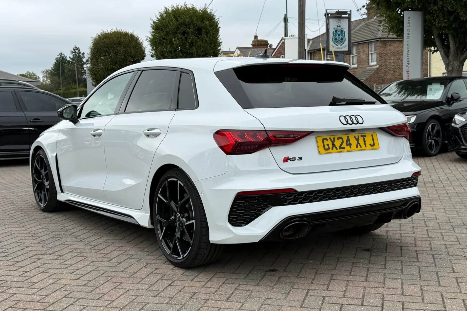 Audi RS3 thumbnail image number 45
