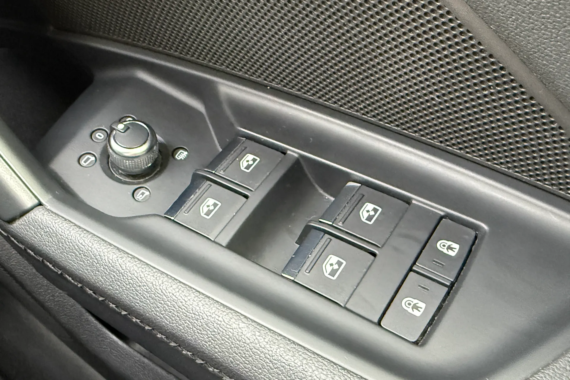 Audi A3 thumbnail image number 16