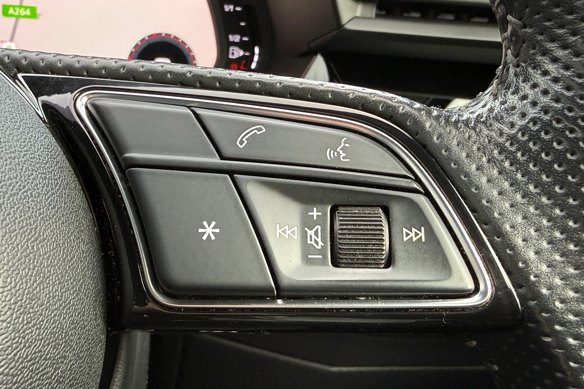 Audi A3 thumbnail image number 19