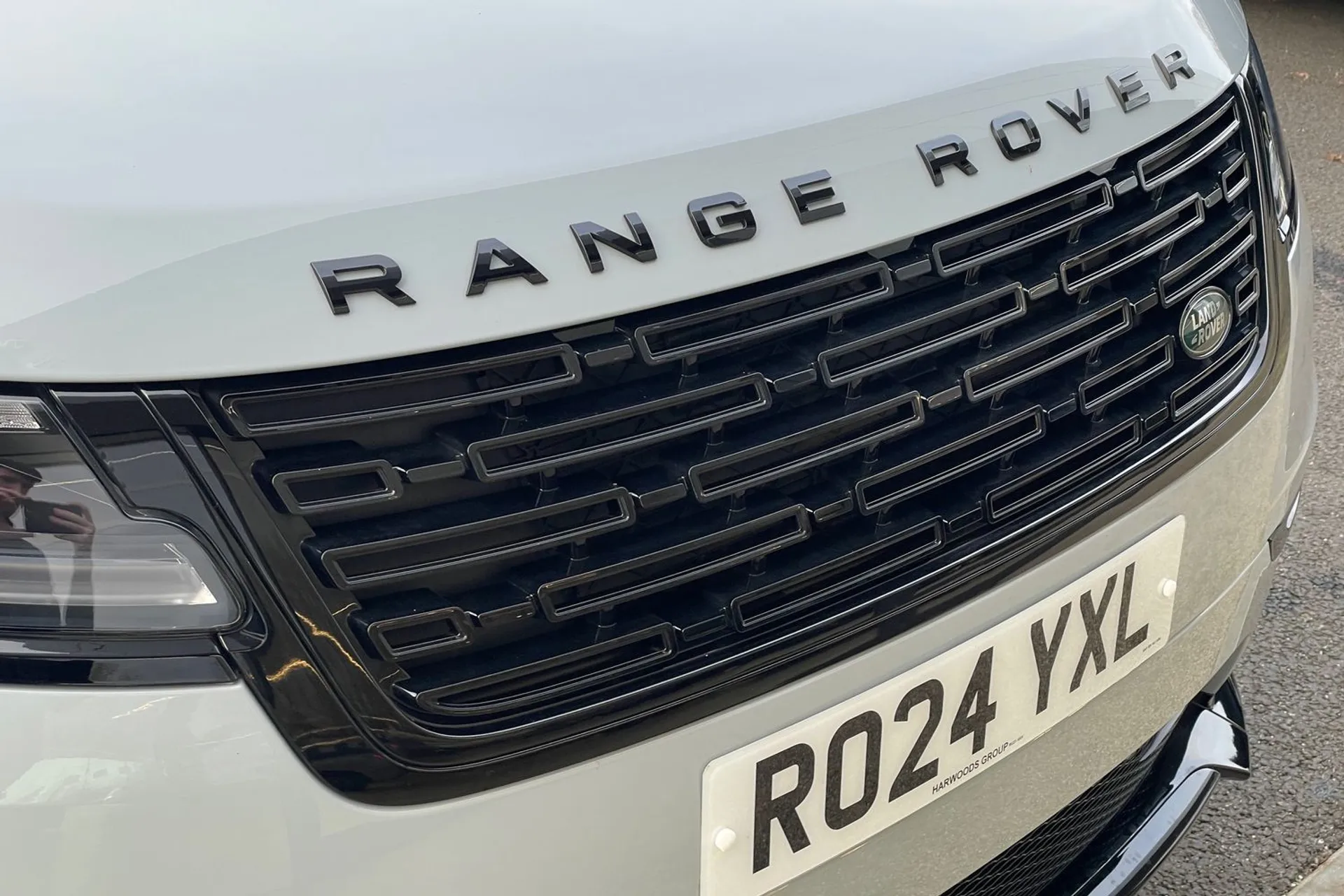 LAND ROVER RANGE ROVER VELAR thumbnail image number 61