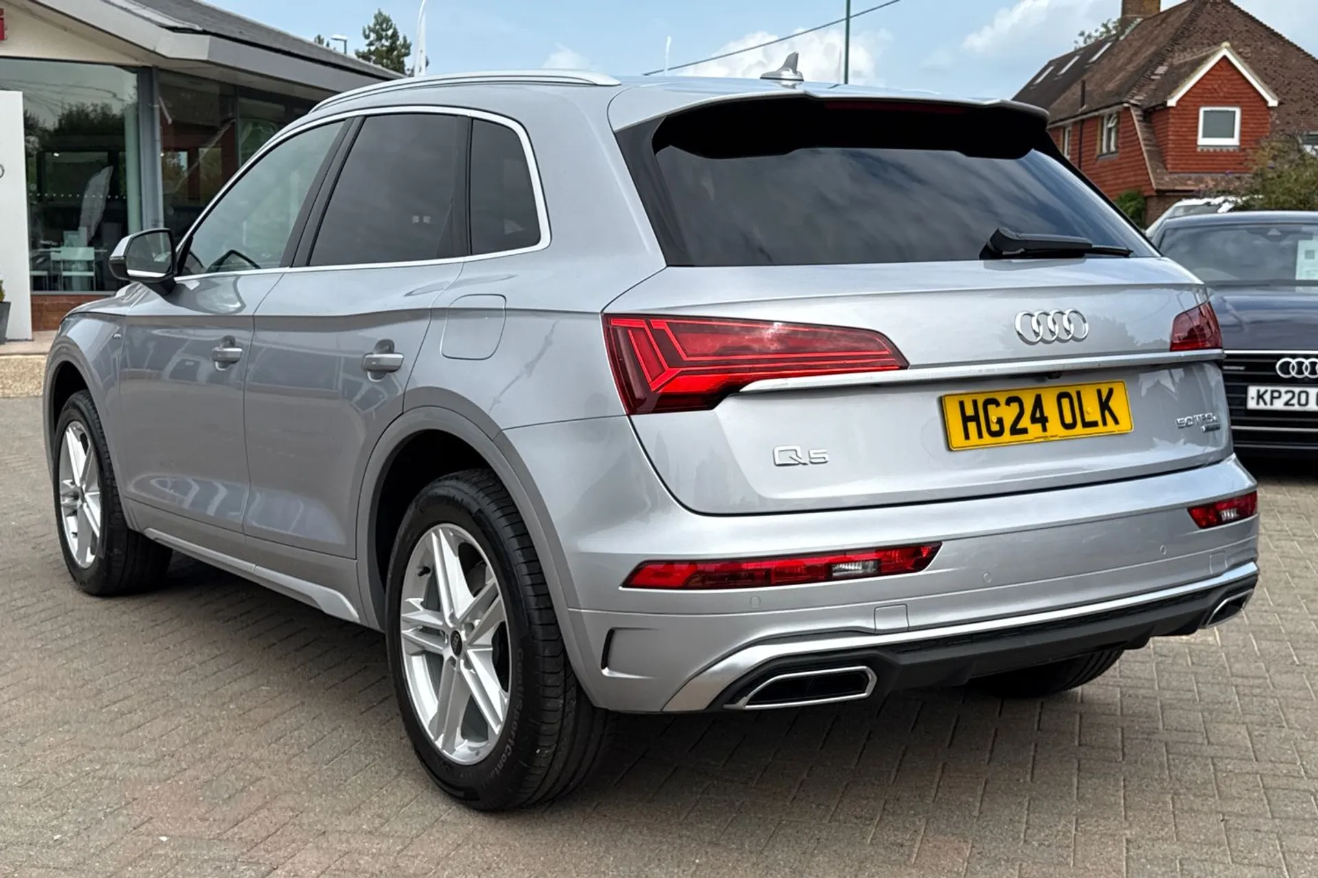 Audi Q5 thumbnail image number 6