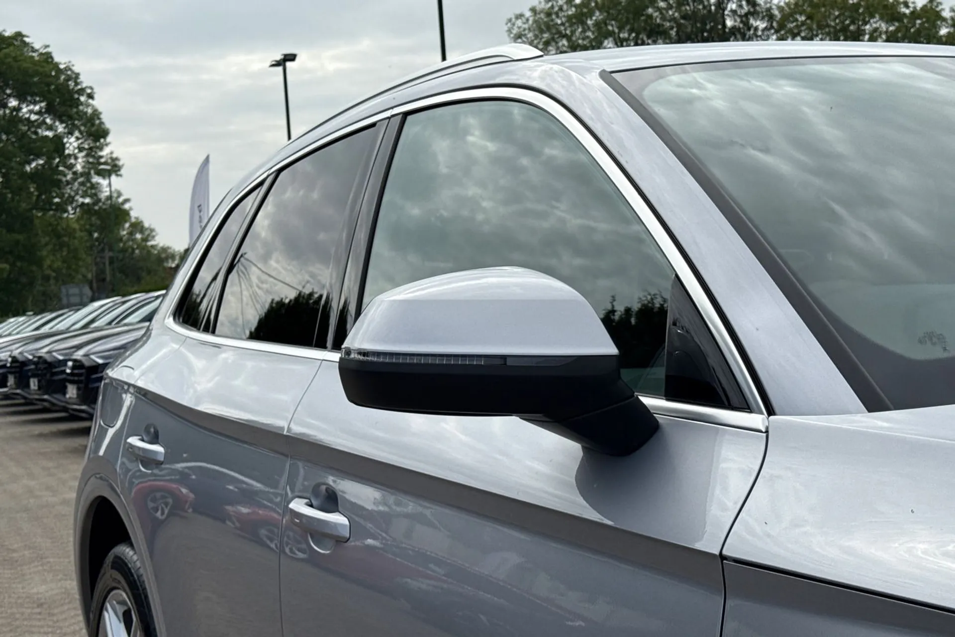 Audi Q5 thumbnail image number 43