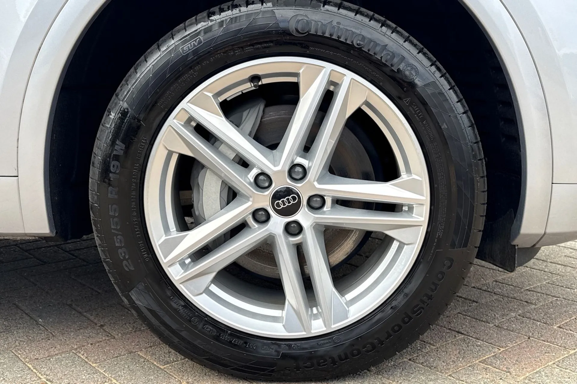 Audi Q5 thumbnail image number 8