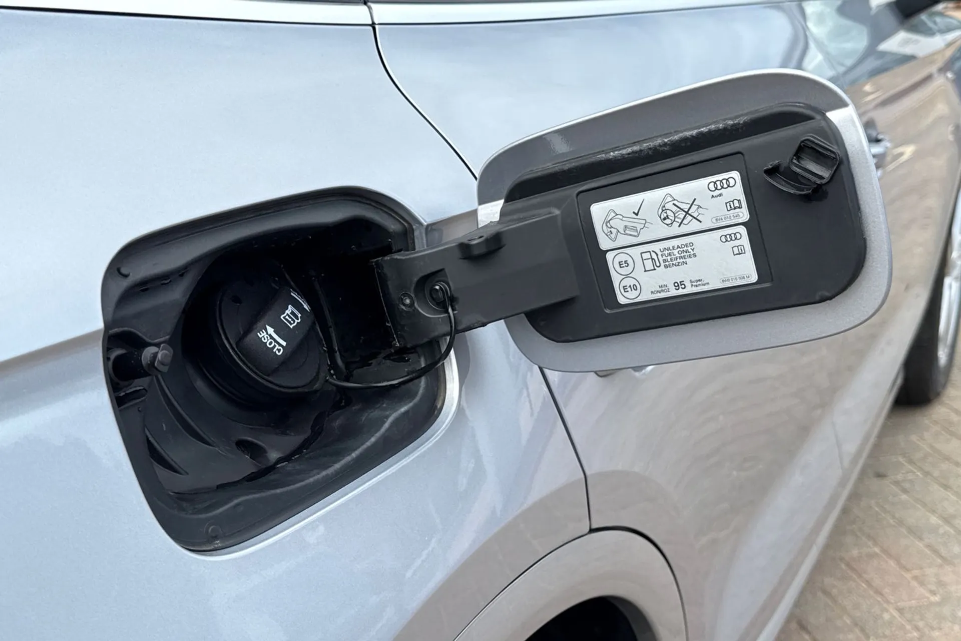 Audi Q5 thumbnail image number 47